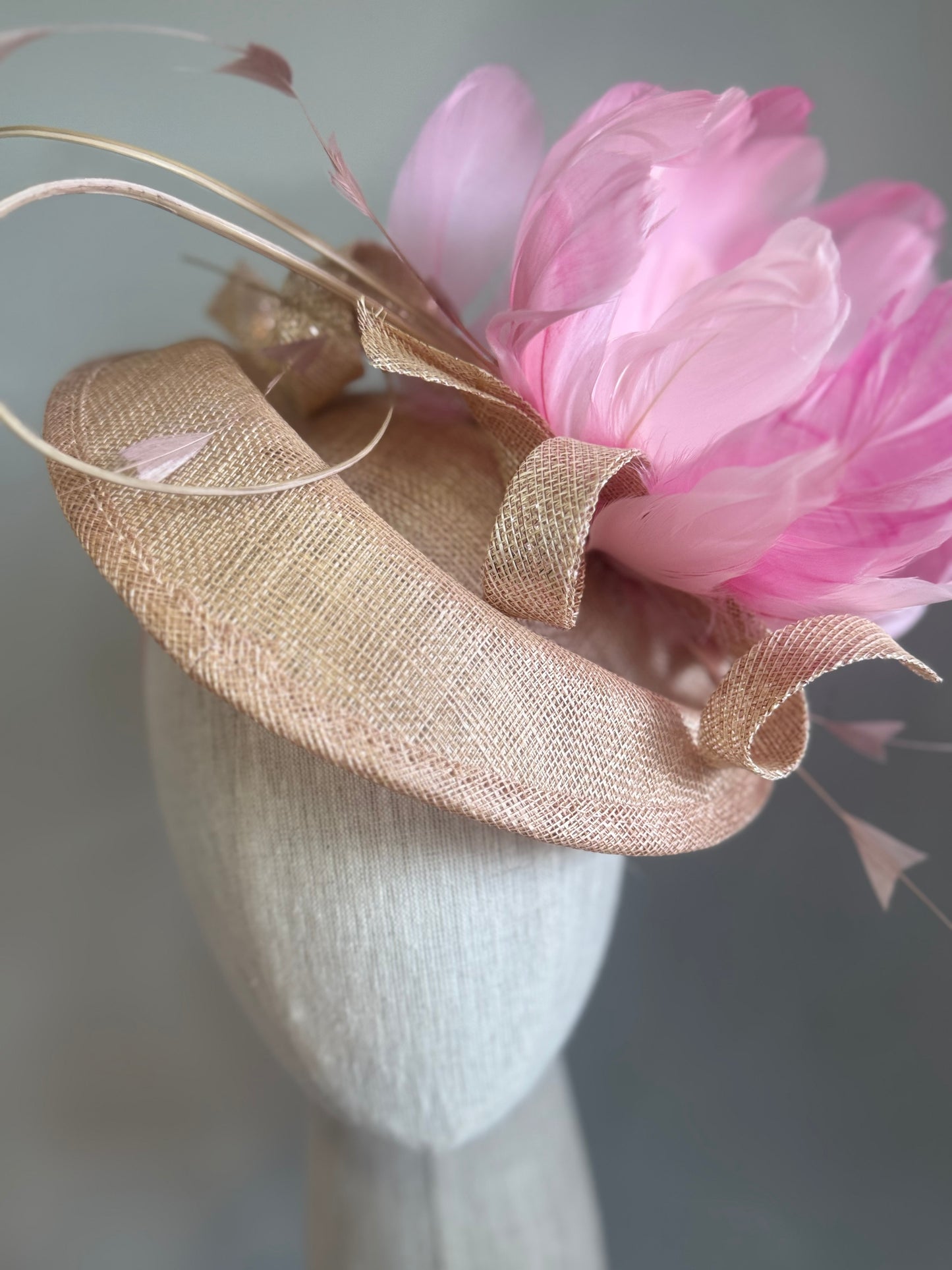 “Anthea” pink & nude brim