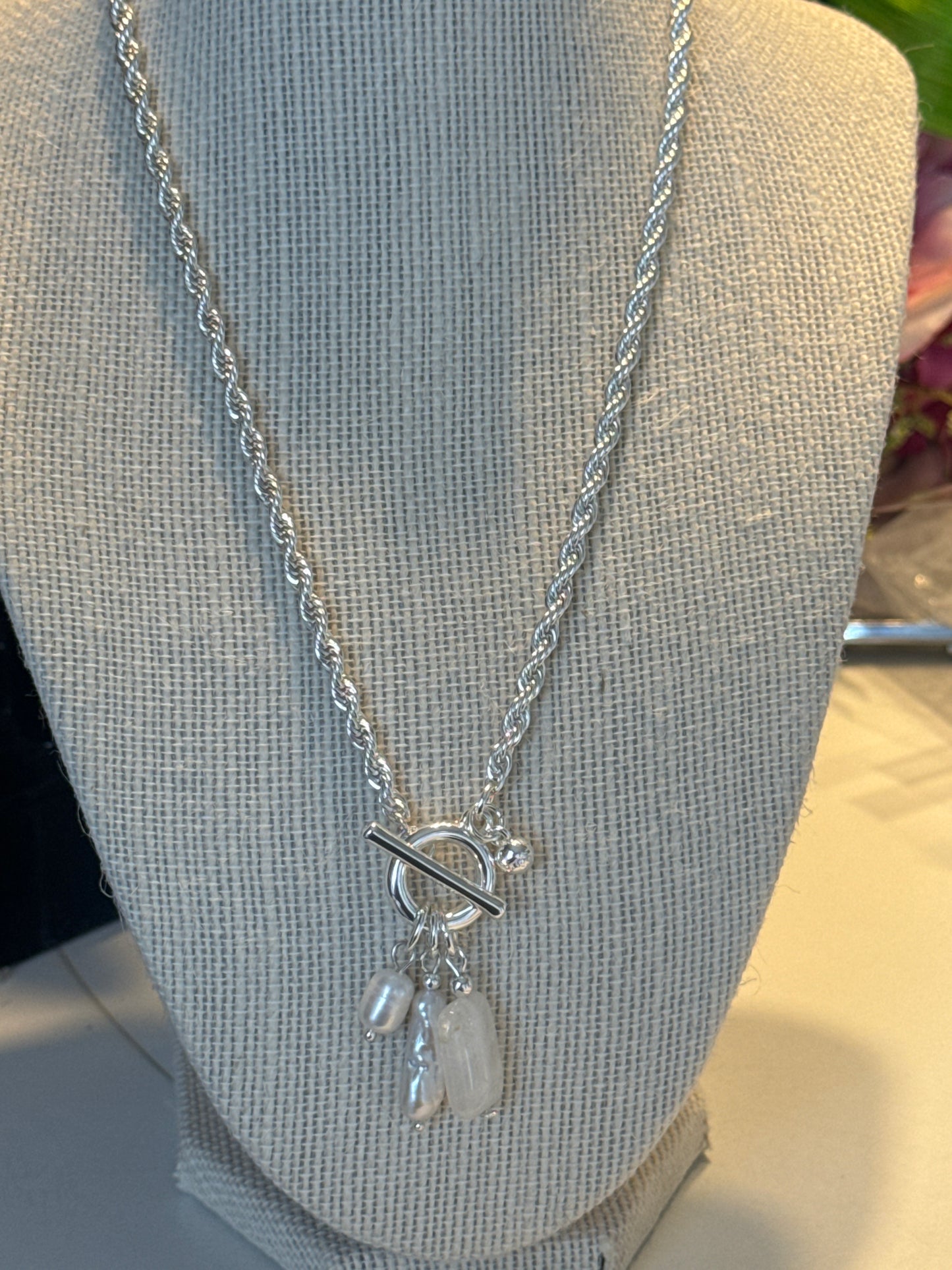 Adorne Pearl stone cluster silver