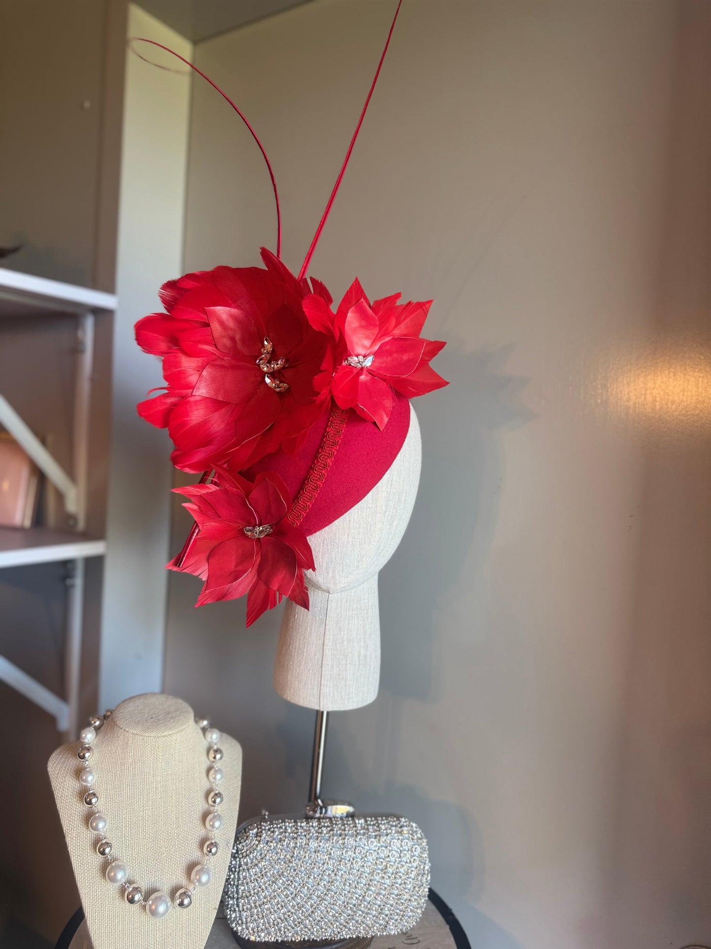 “Clara” Red feather felt/wool pillbox