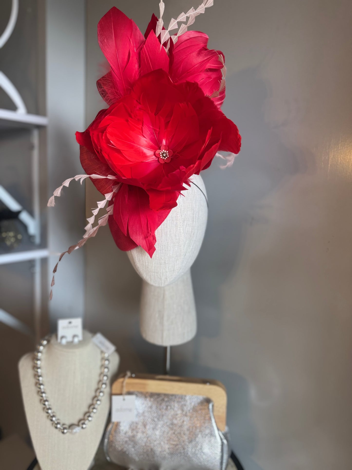 “Rita” red statement pillbox