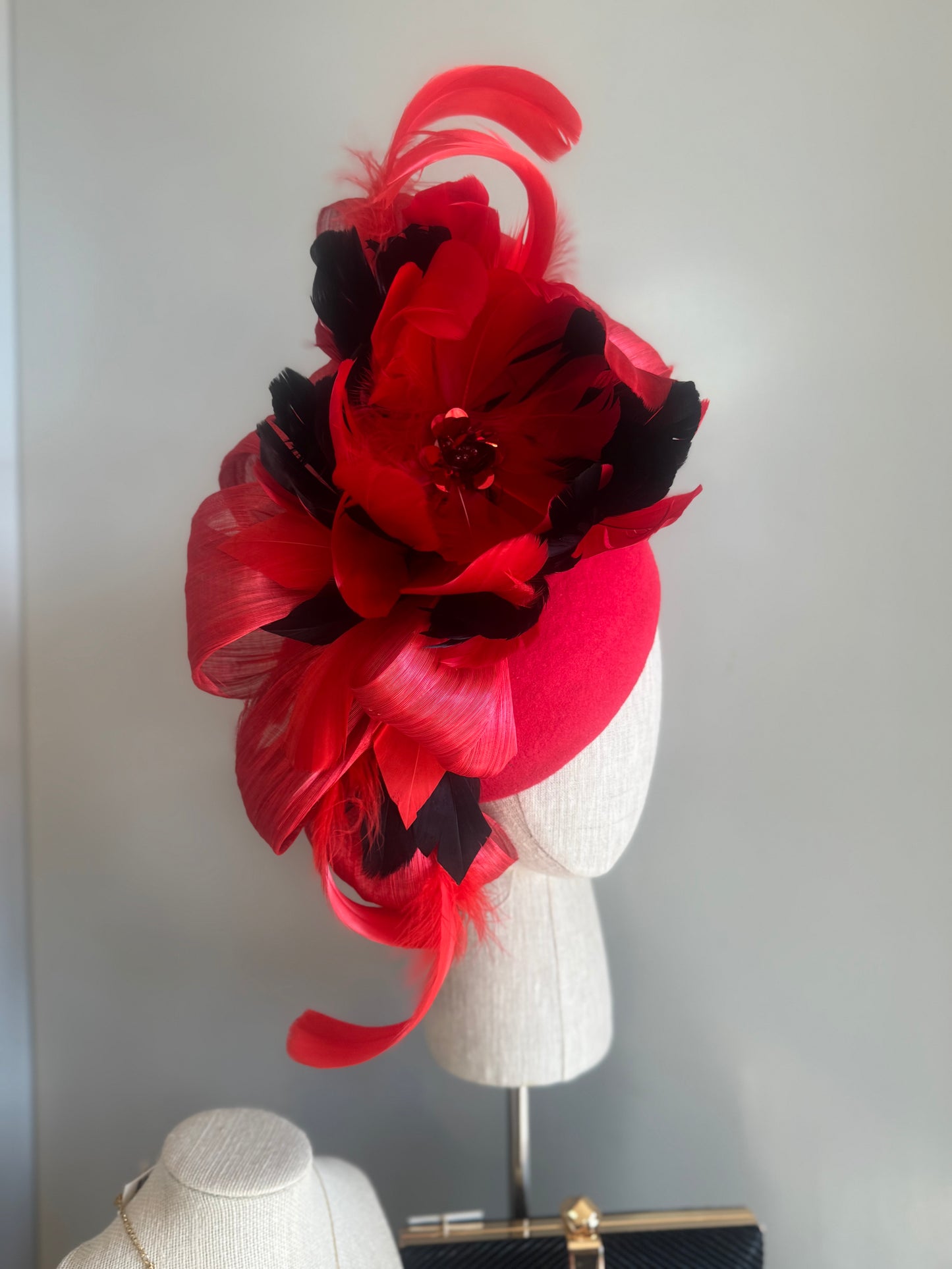 “Nettie” red & black felt/wool pillbox