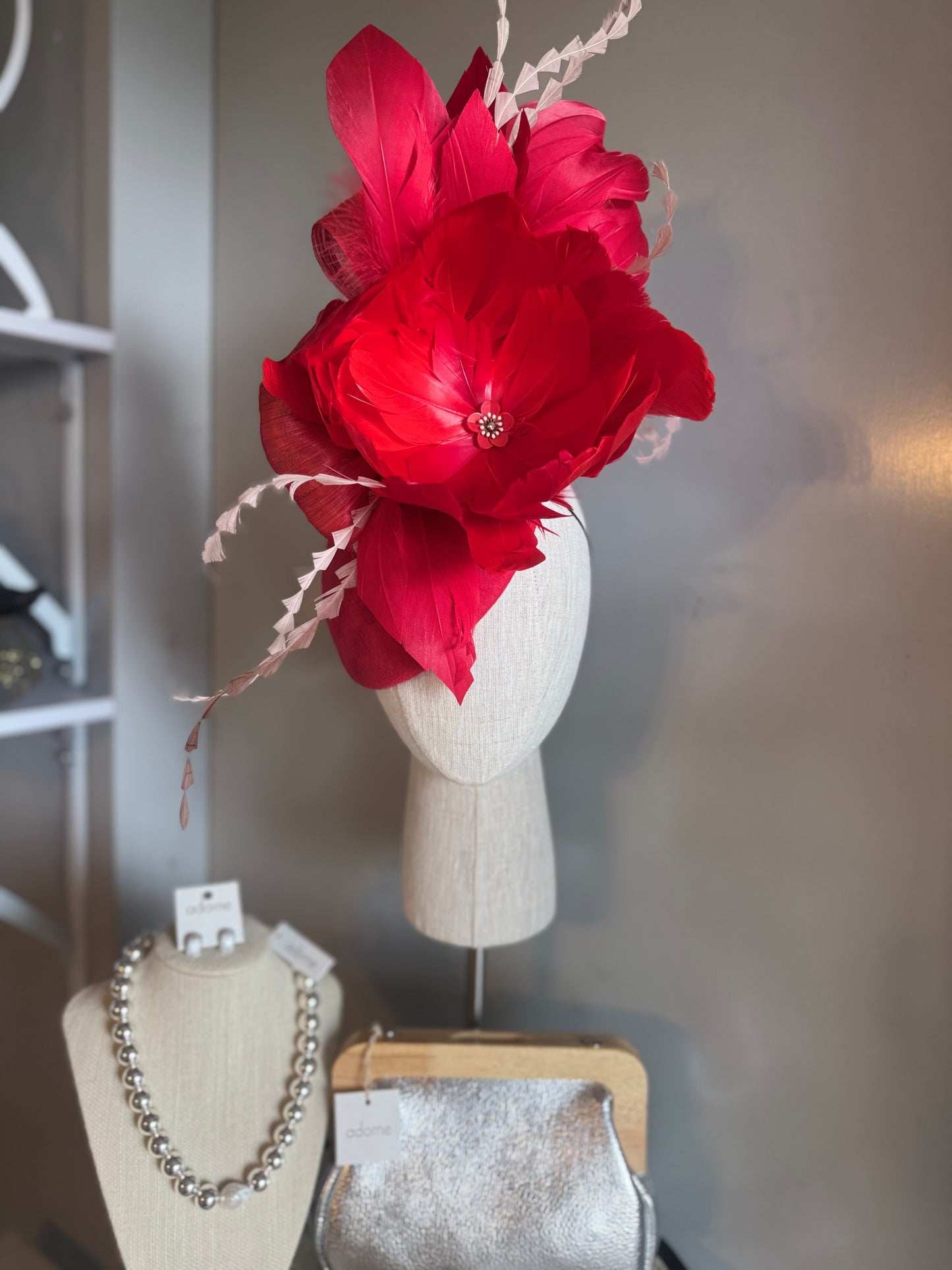 “Rita” red statement pillbox