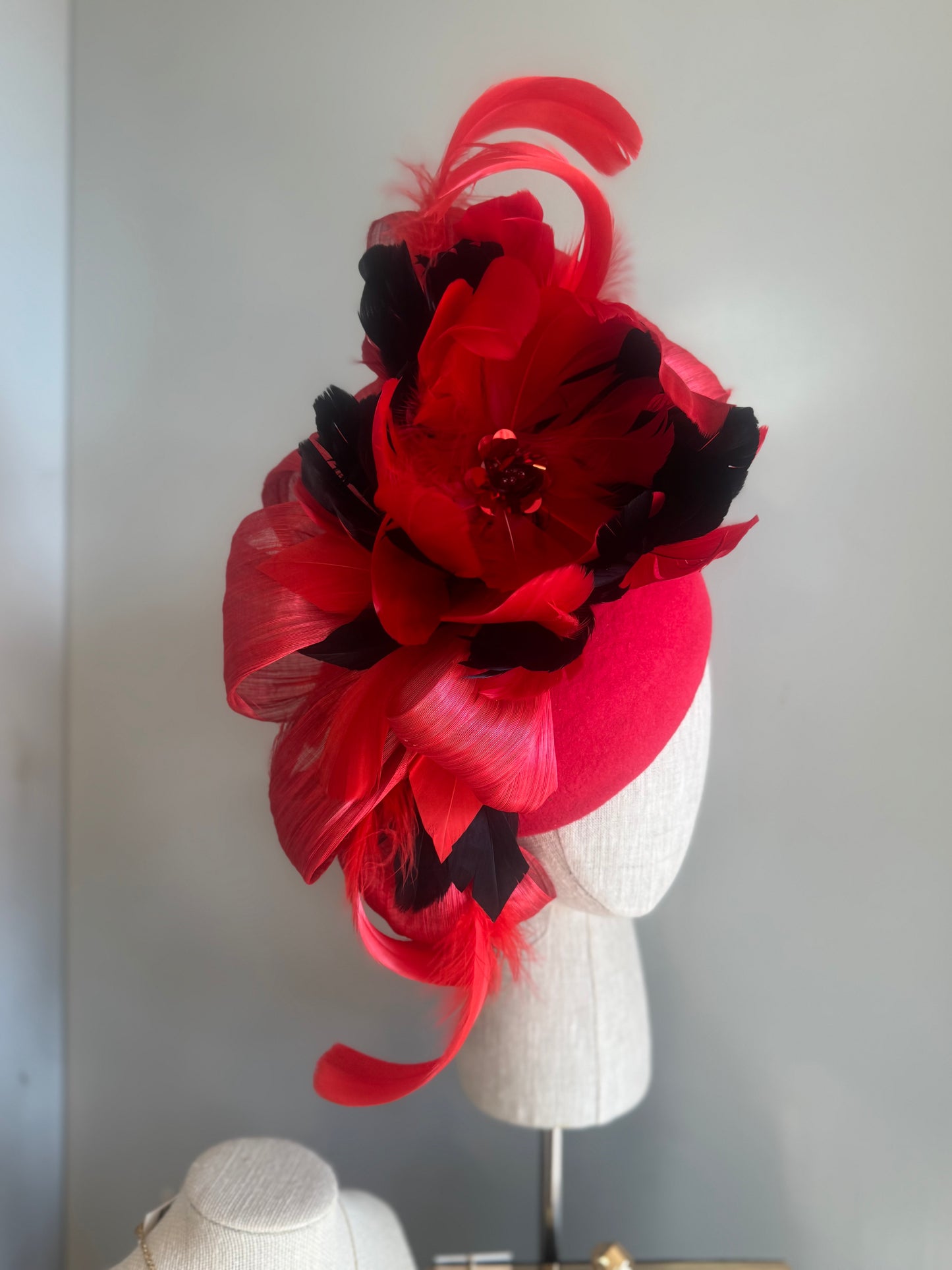 “Nettie” red & black felt/wool pillbox