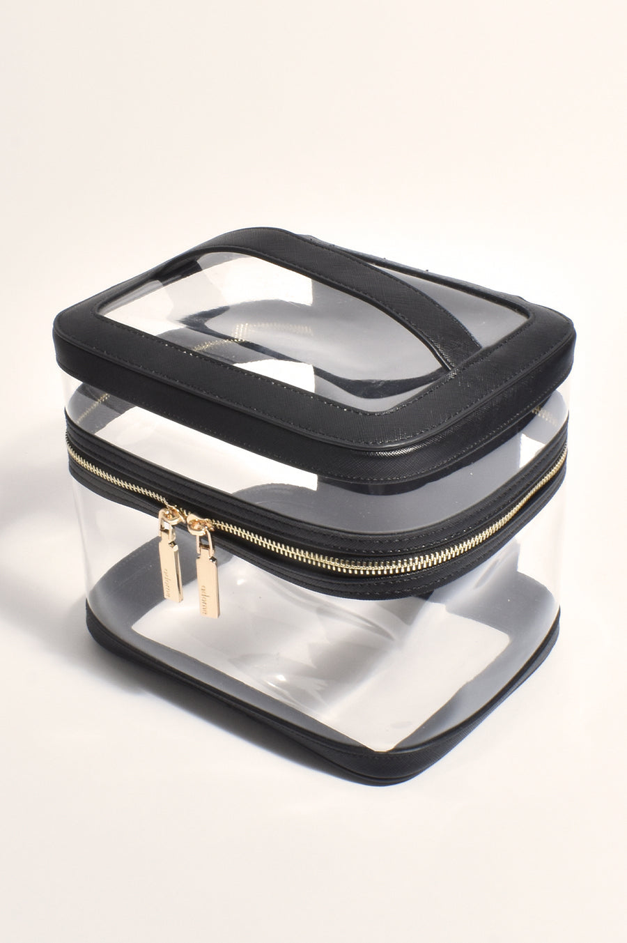 Seeing clearly toiletries case black