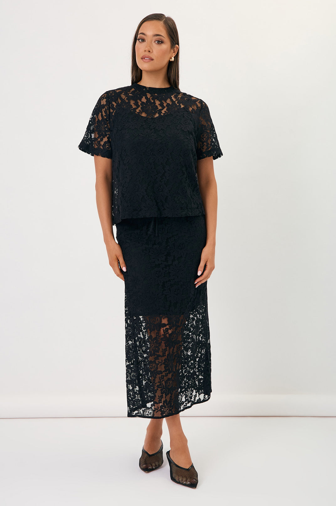 Mae lace skirt size 10