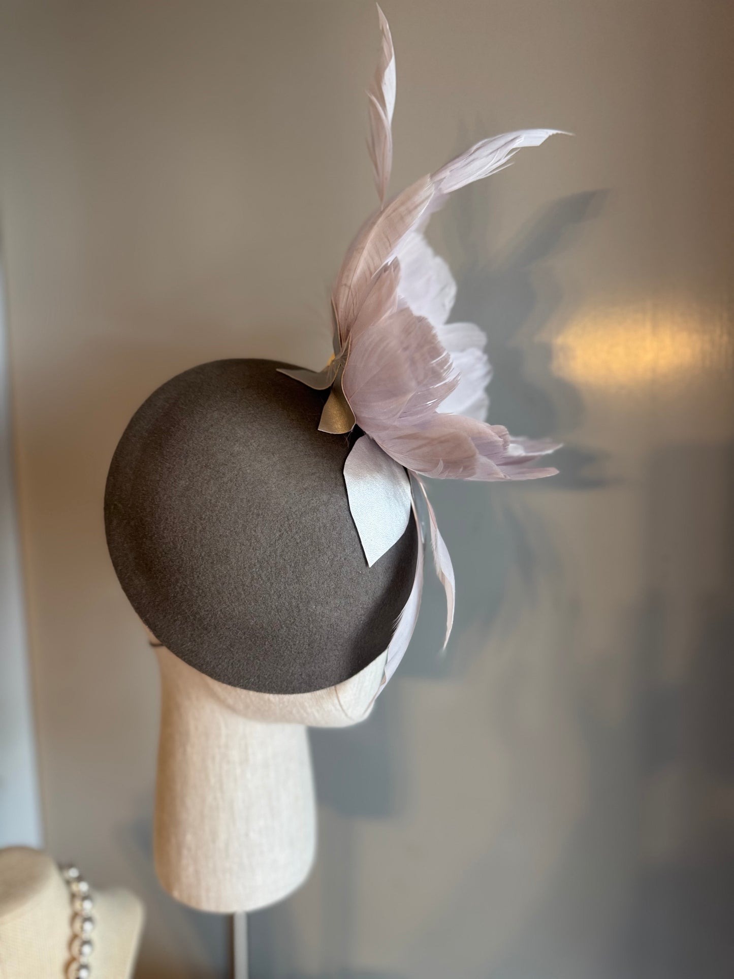 “Sharon” Silver grey felt/wool pillbox