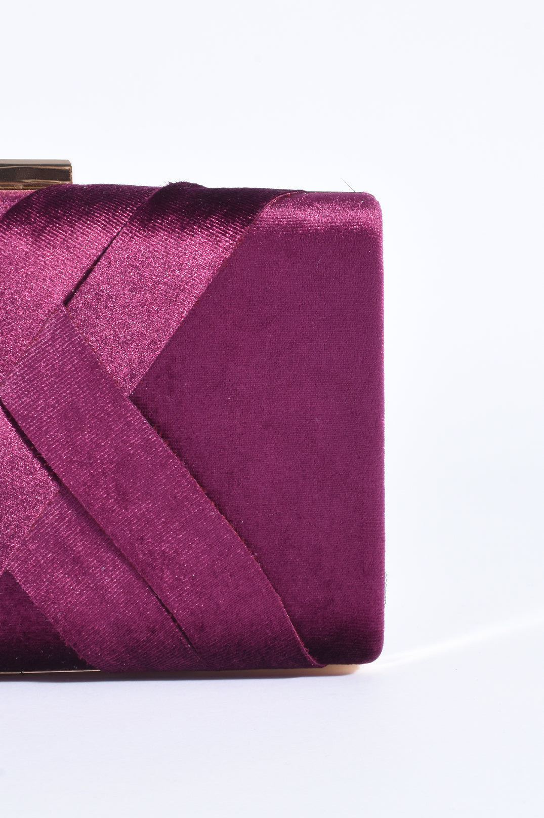 Adorne clutch berry