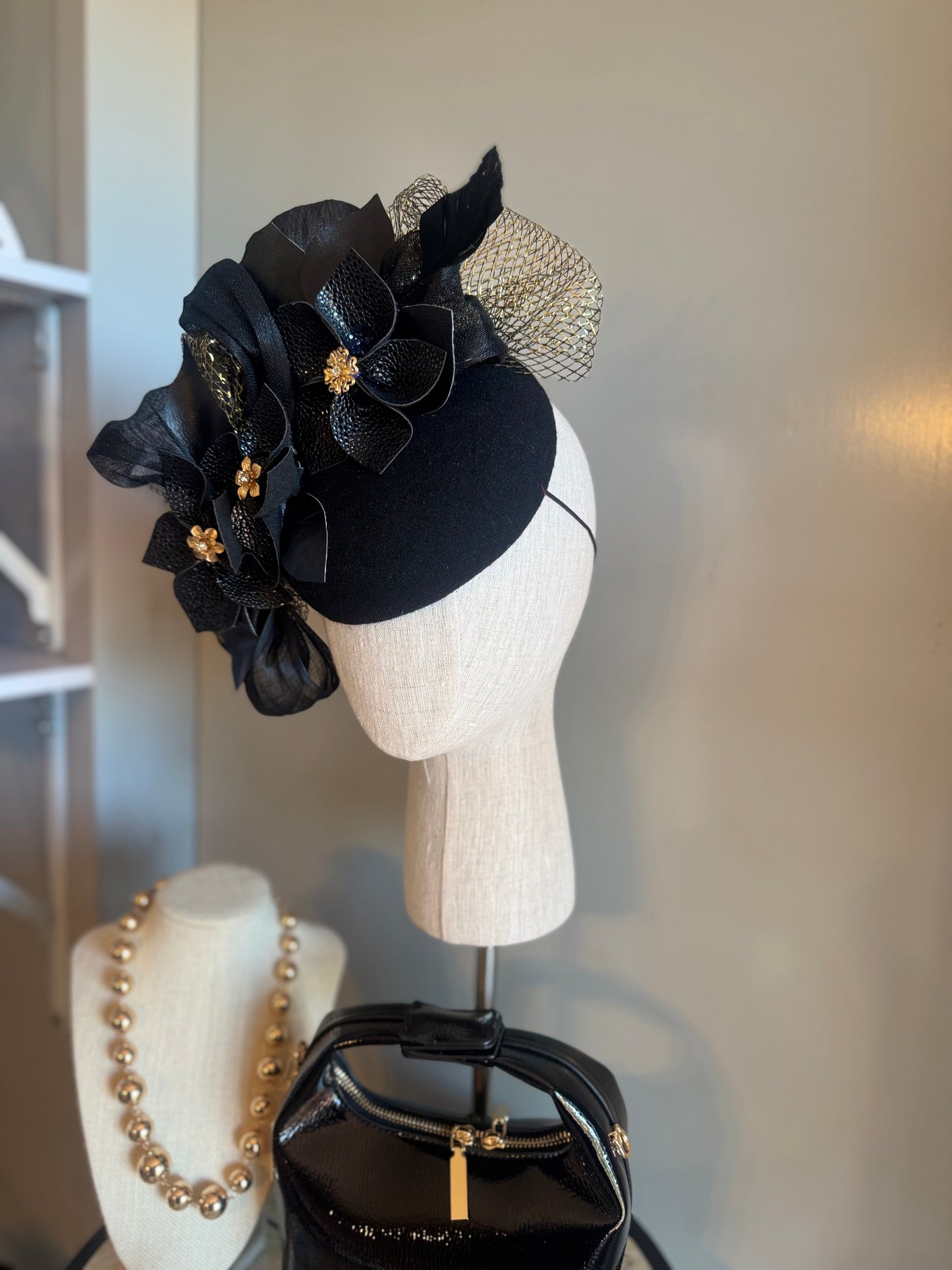 “Xanthe” black & gold pillbox