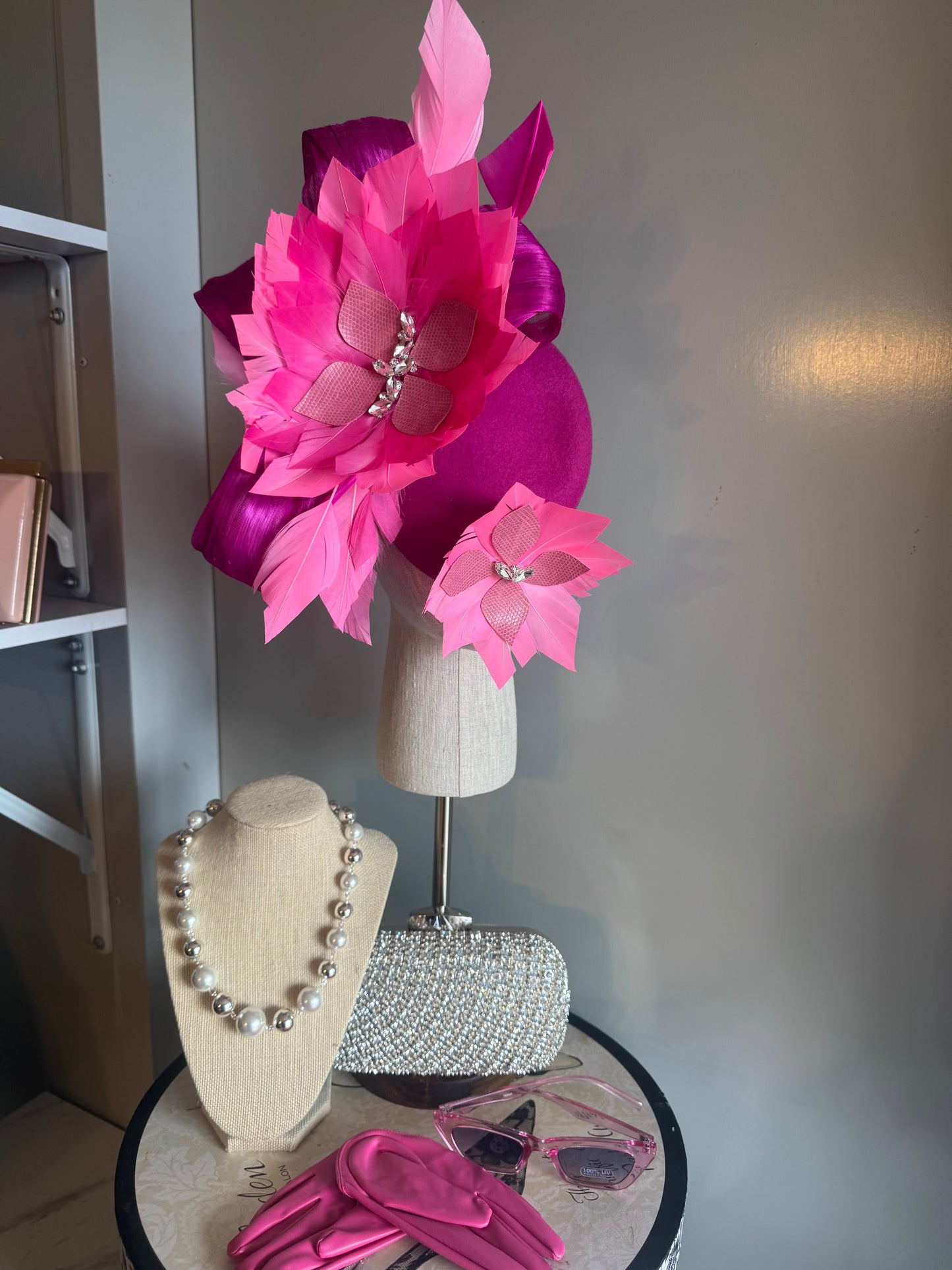 “Steffi” pink & magenta feather felt/wool pillbox