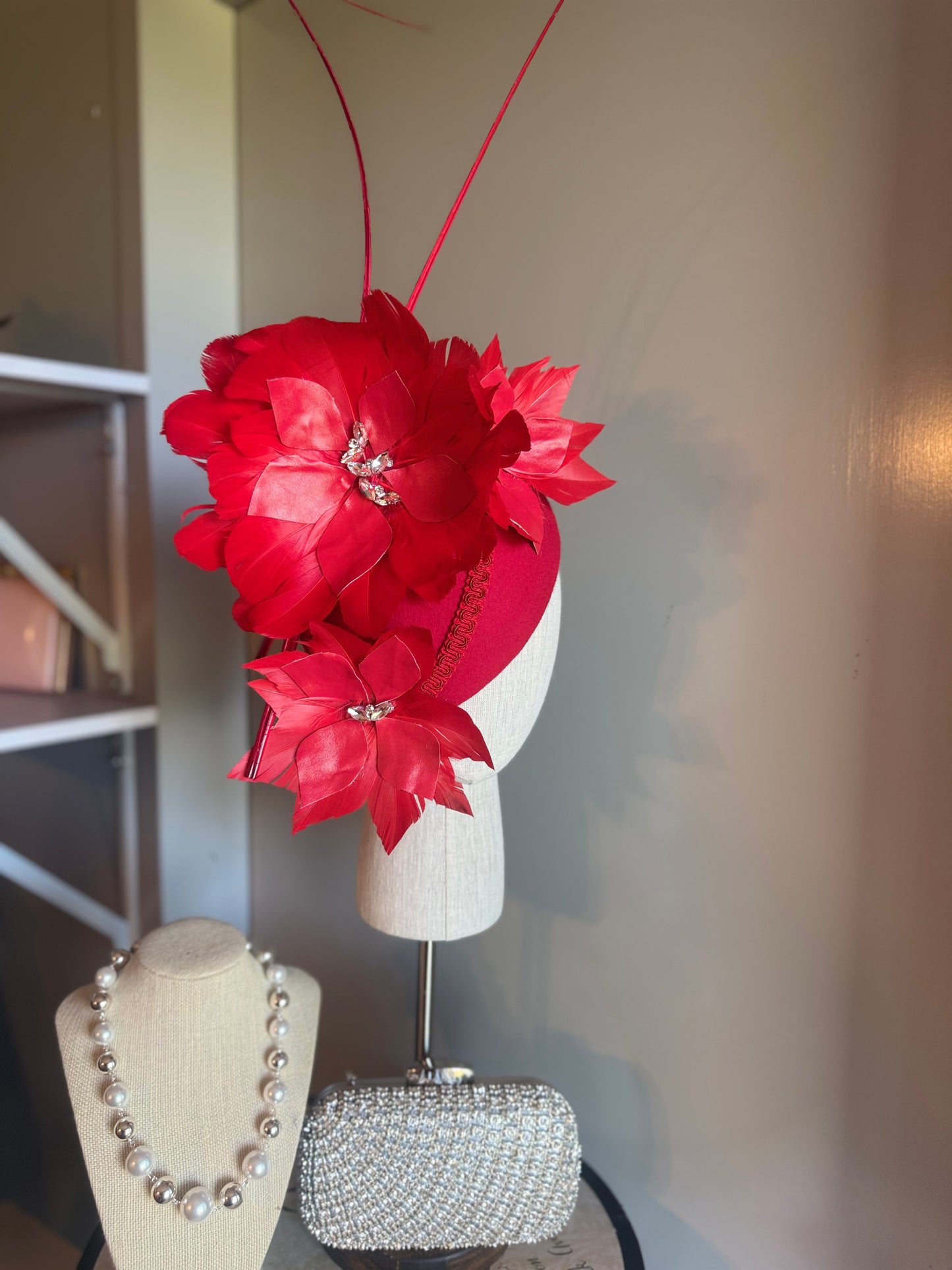 “Clara” Red feather felt/wool pillbox