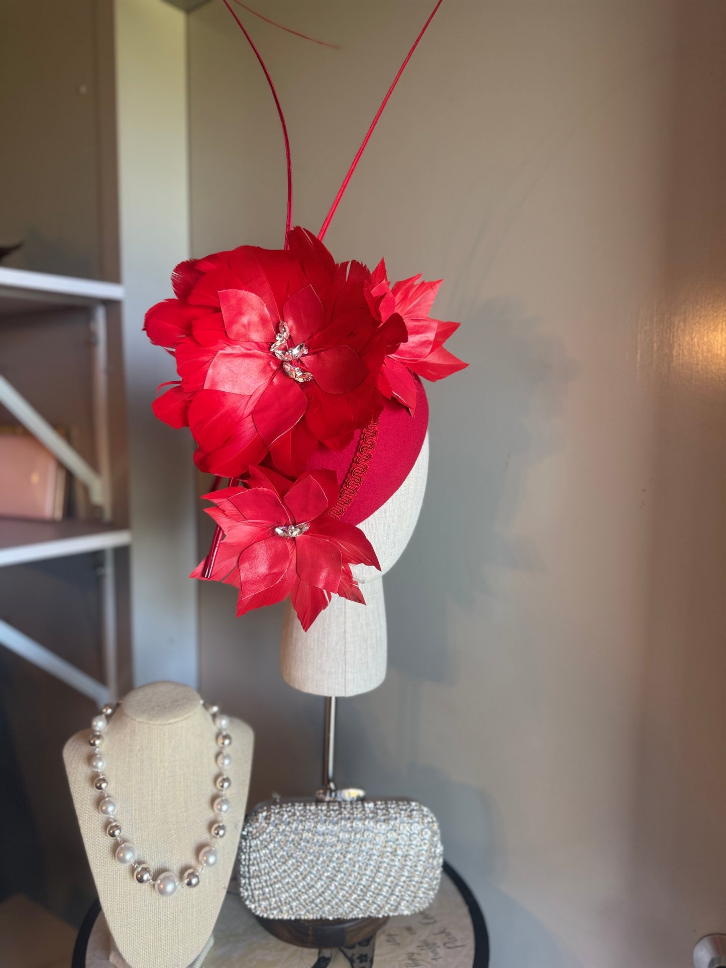 “Clara” Red feather felt/wool pillbox