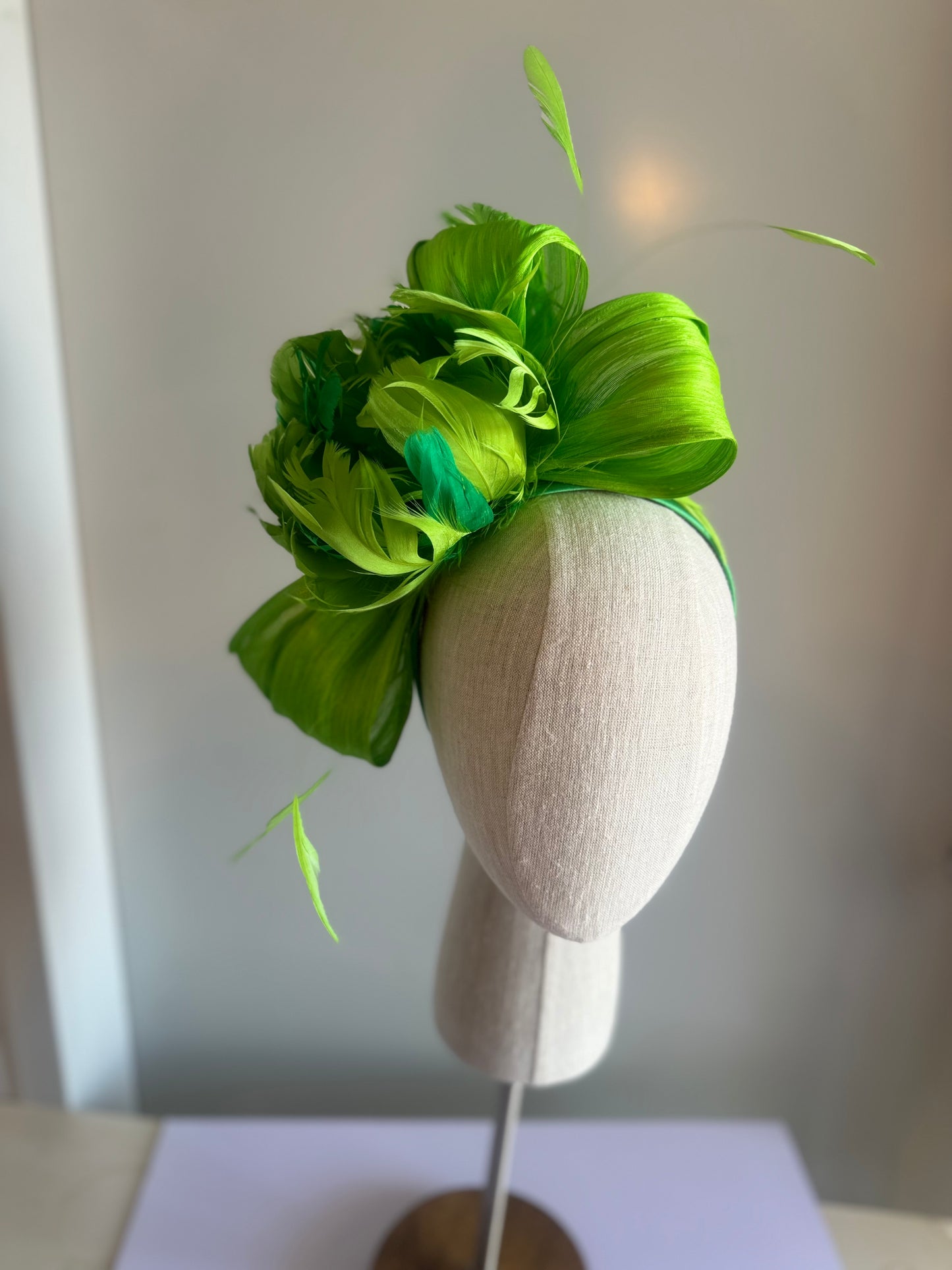 “Emity” green feather floral