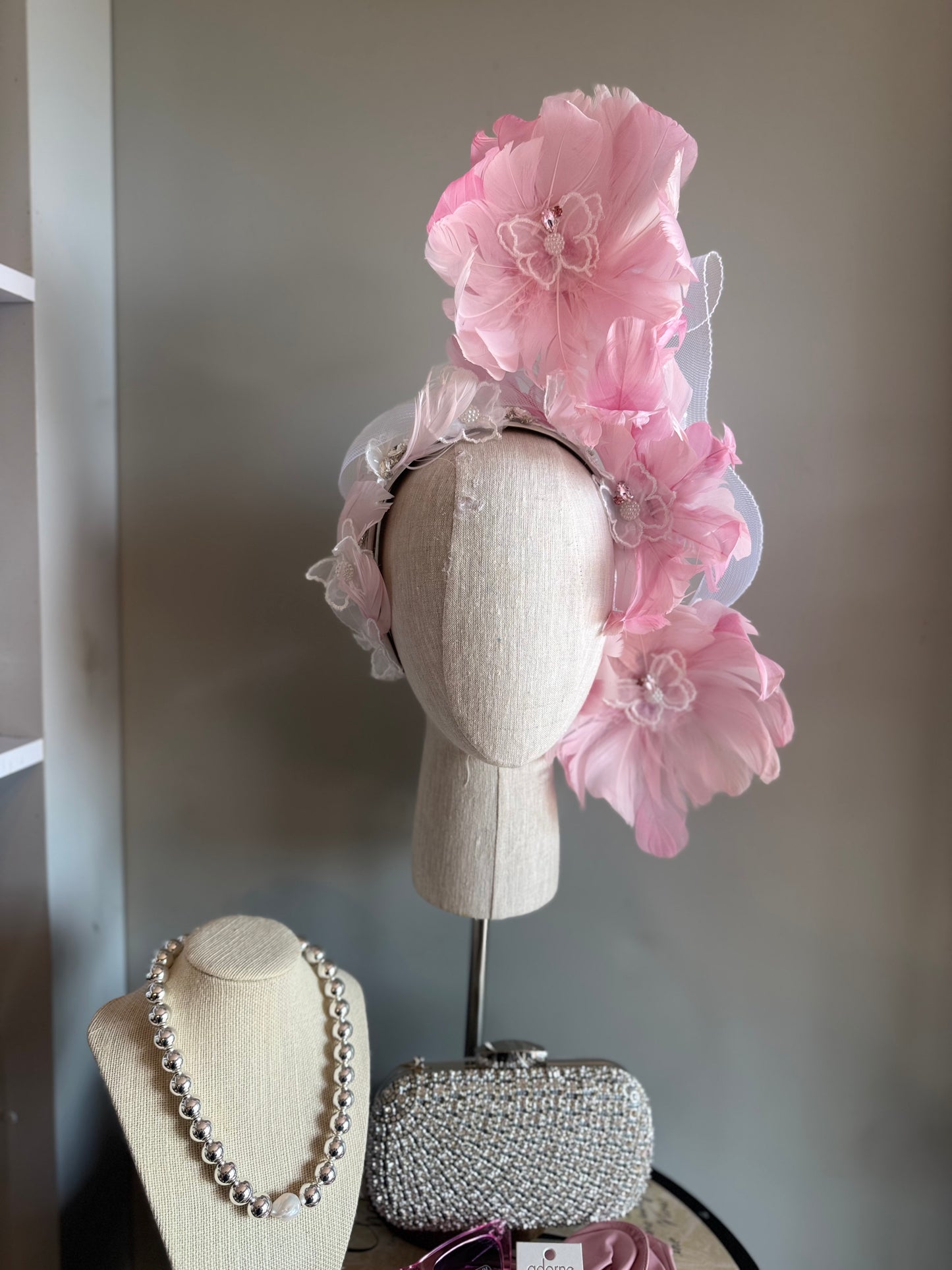 “Phoebe” pink & white lace feather floating statement