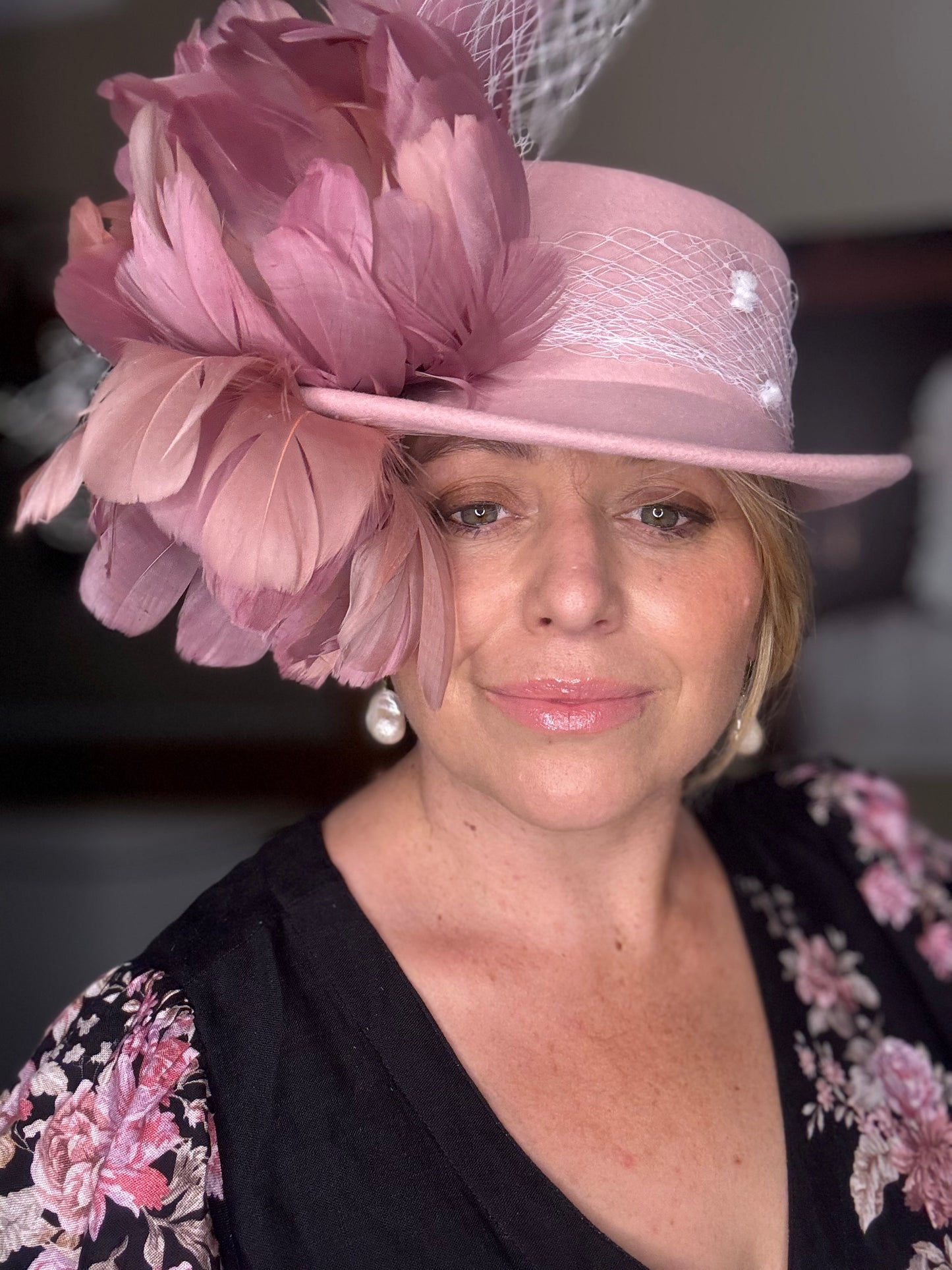 “Lee” pink,mauve & white tweedsmuir hat