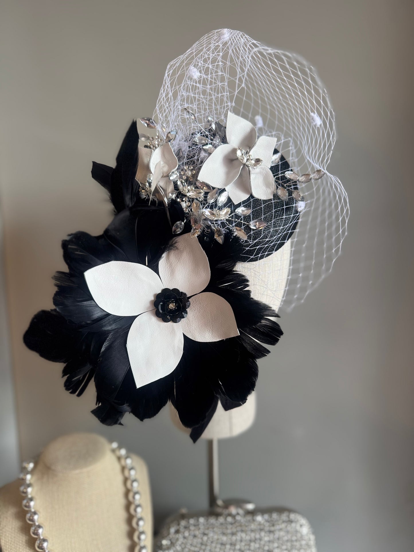 “Filly” black & white statement