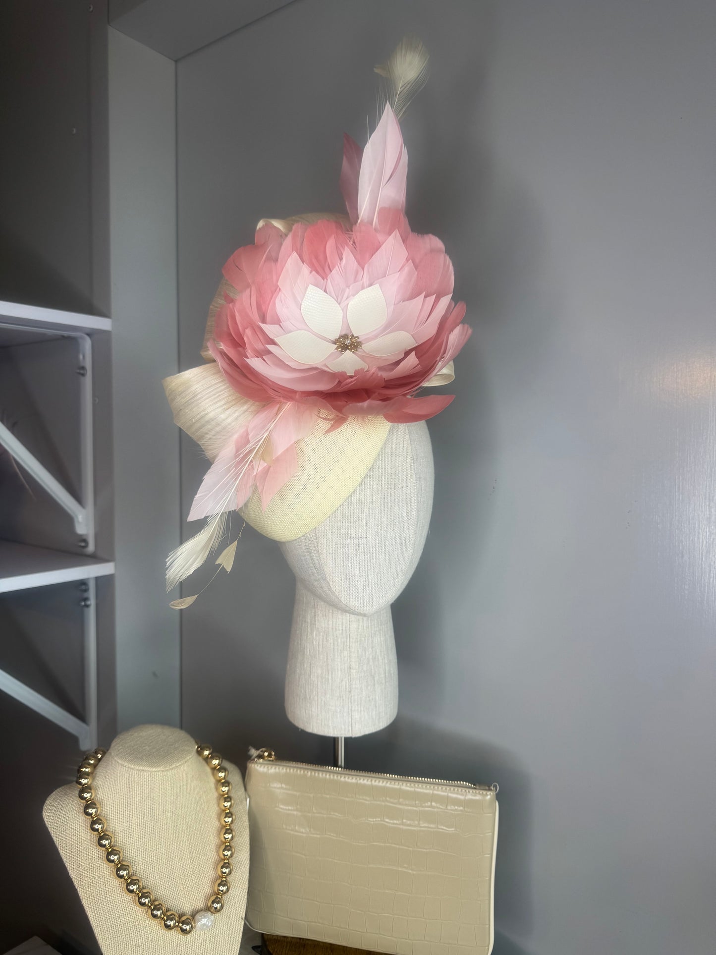“Sara may” cream & pink feather statement pillbox