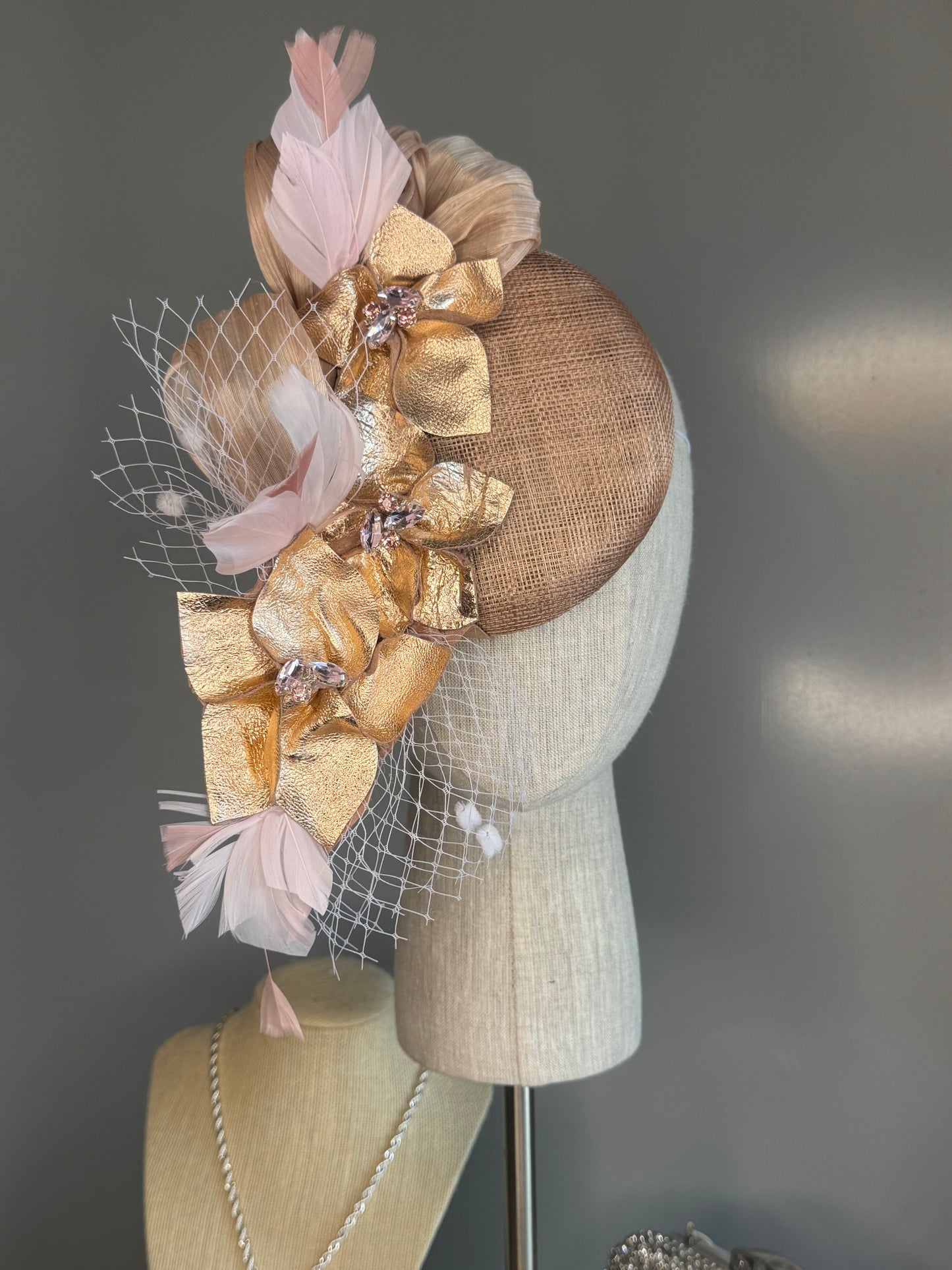 “Scottie” rose gold soft pink statement