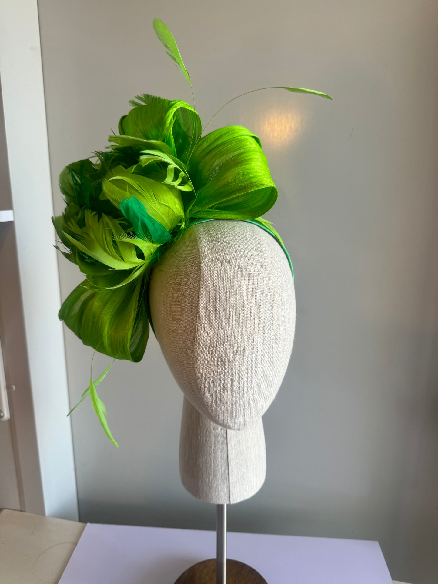 “Emity” green feather floral