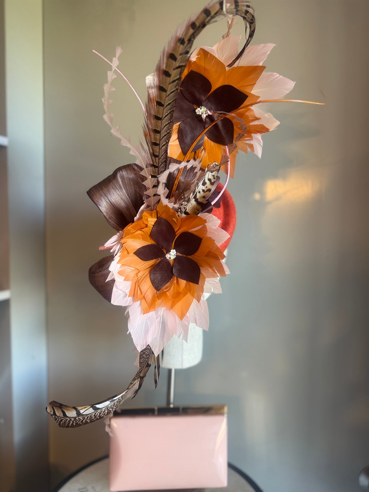 “Lacey” feather statement