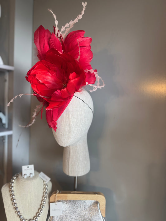 “Rita” red statement pillbox