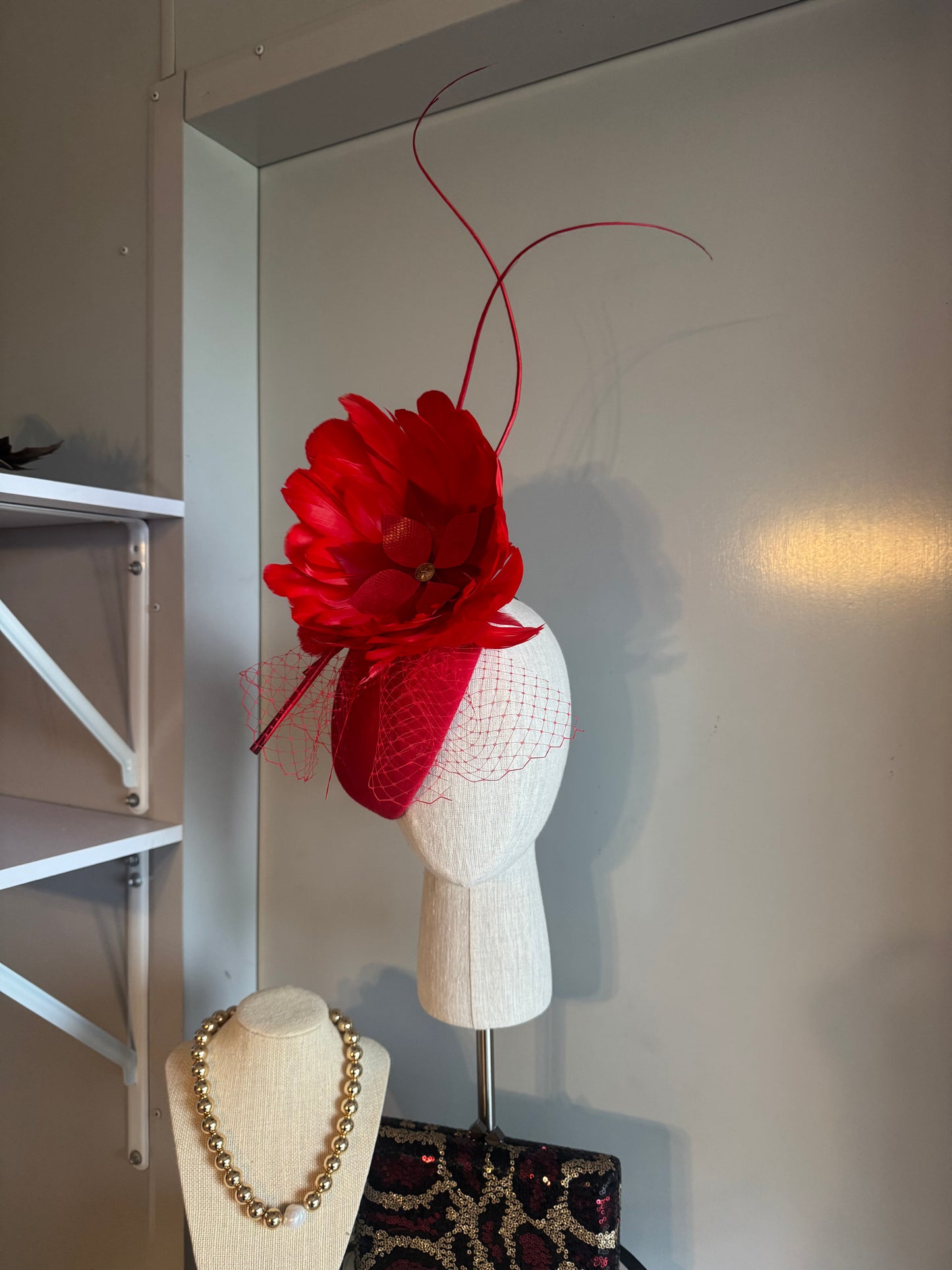 “Carla” red statement pillbox