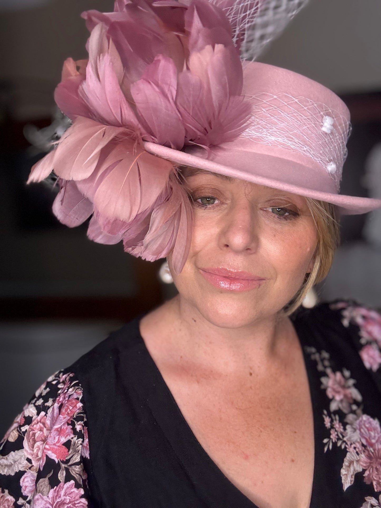 “Lee” pink,mauve & white tweedsmuir hat