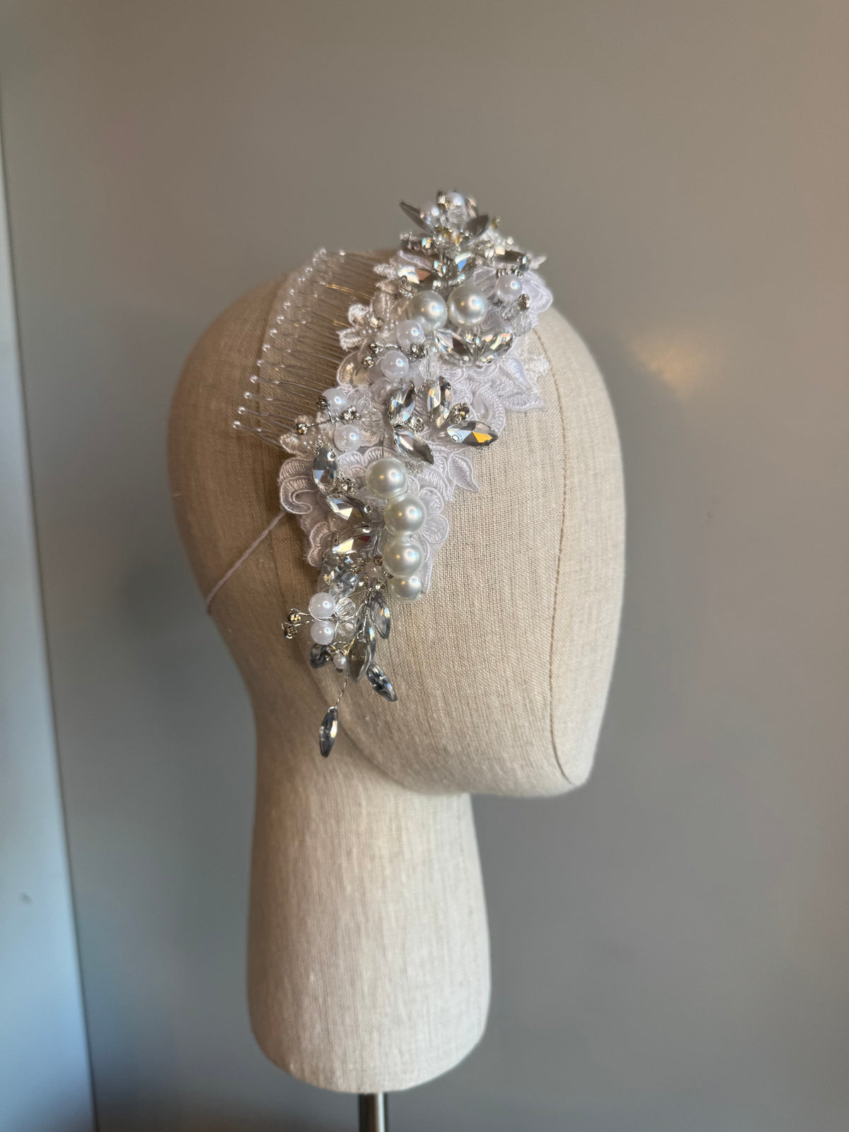 “Mary Jane” white bridal comb