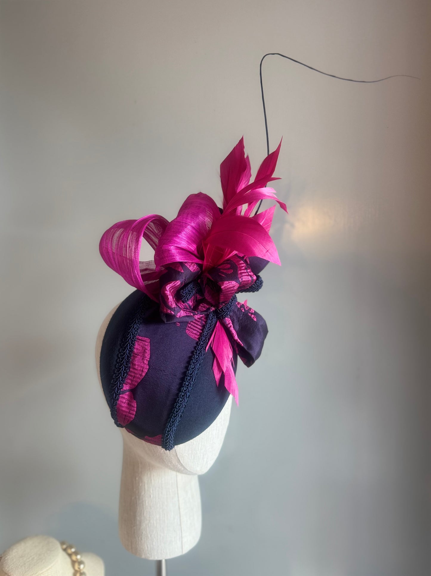 “Phillipa” Navy & Magenta felt/wool pillbox