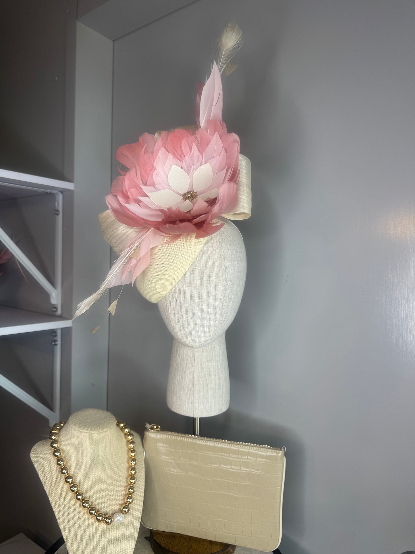 “Sara may” cream & pink feather statement pillbox