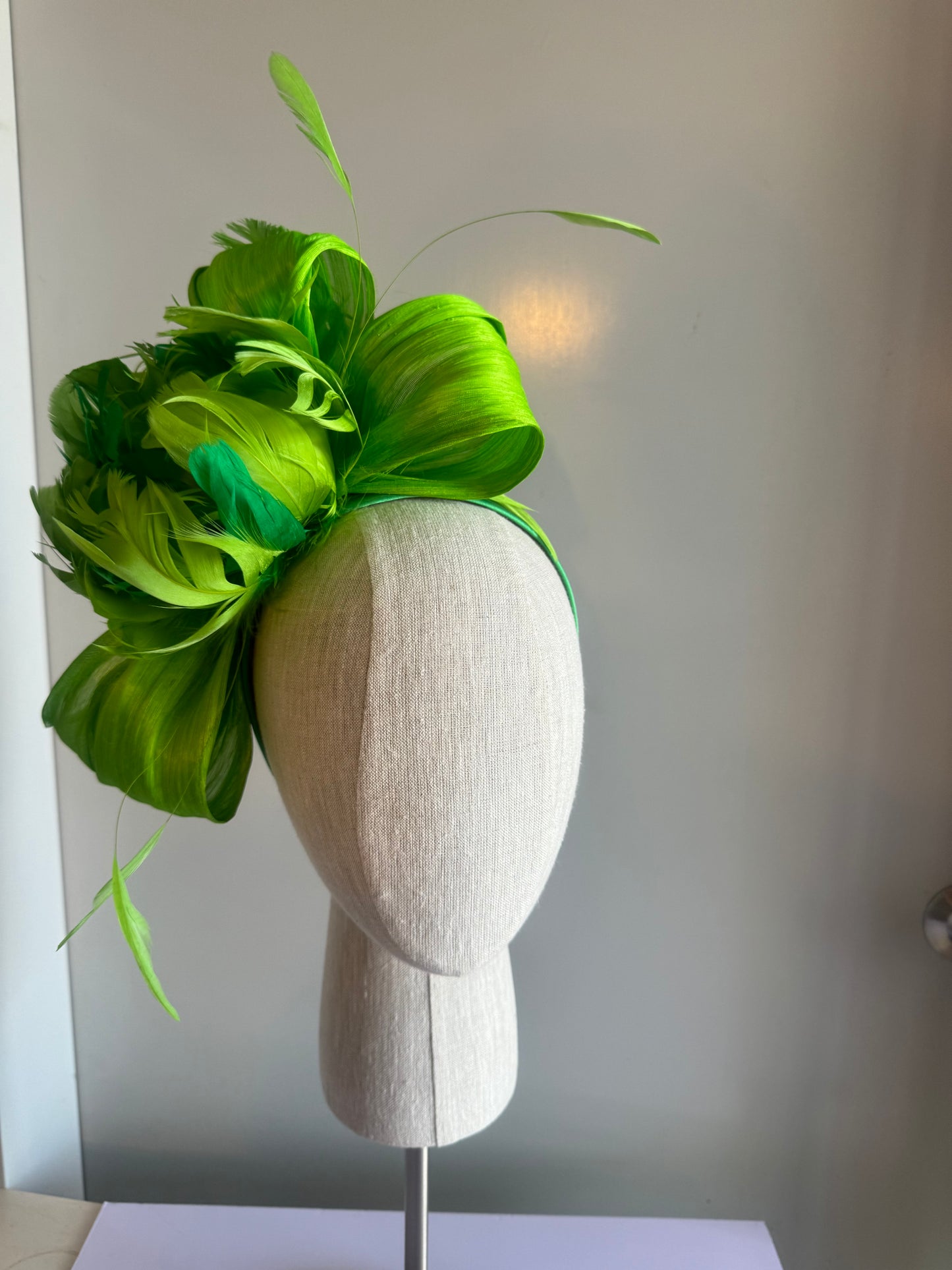 “Emity” green feather floral