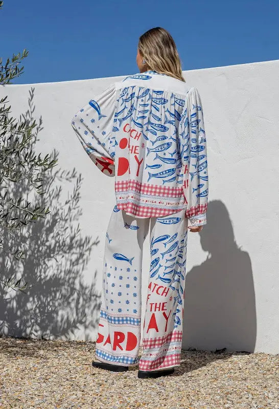 Catch of the day pants size Medium