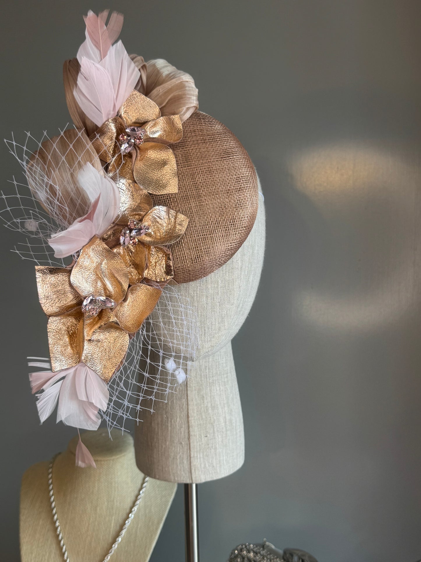 “Scottie” rose gold soft pink statement