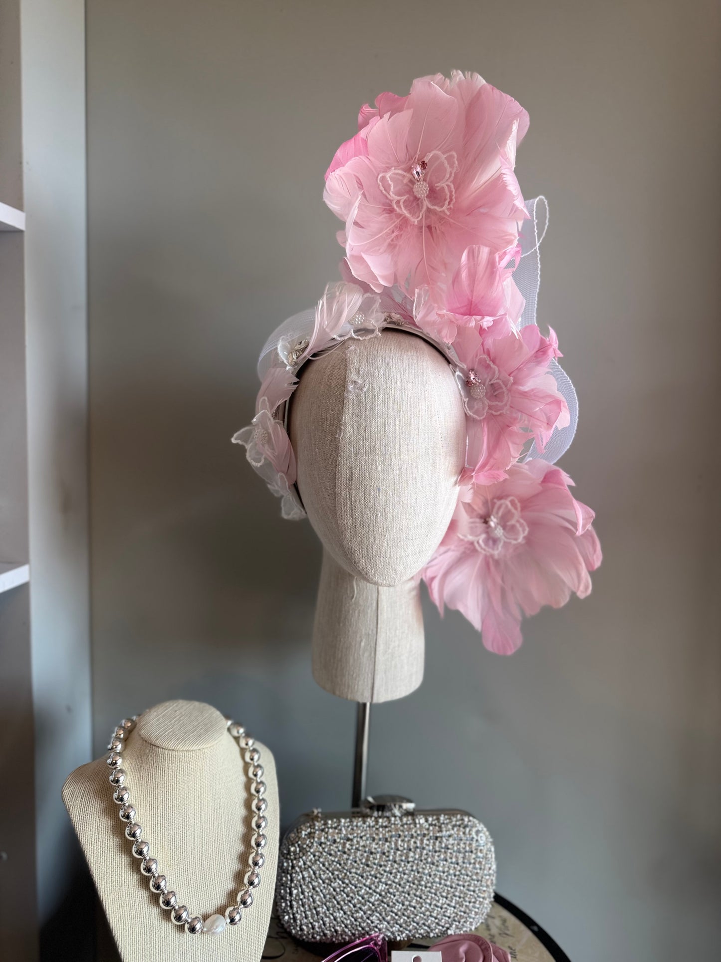 “Phoebe” pink & white lace feather floating statement