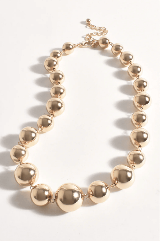 Oversize handlink ball necklace Adorne
