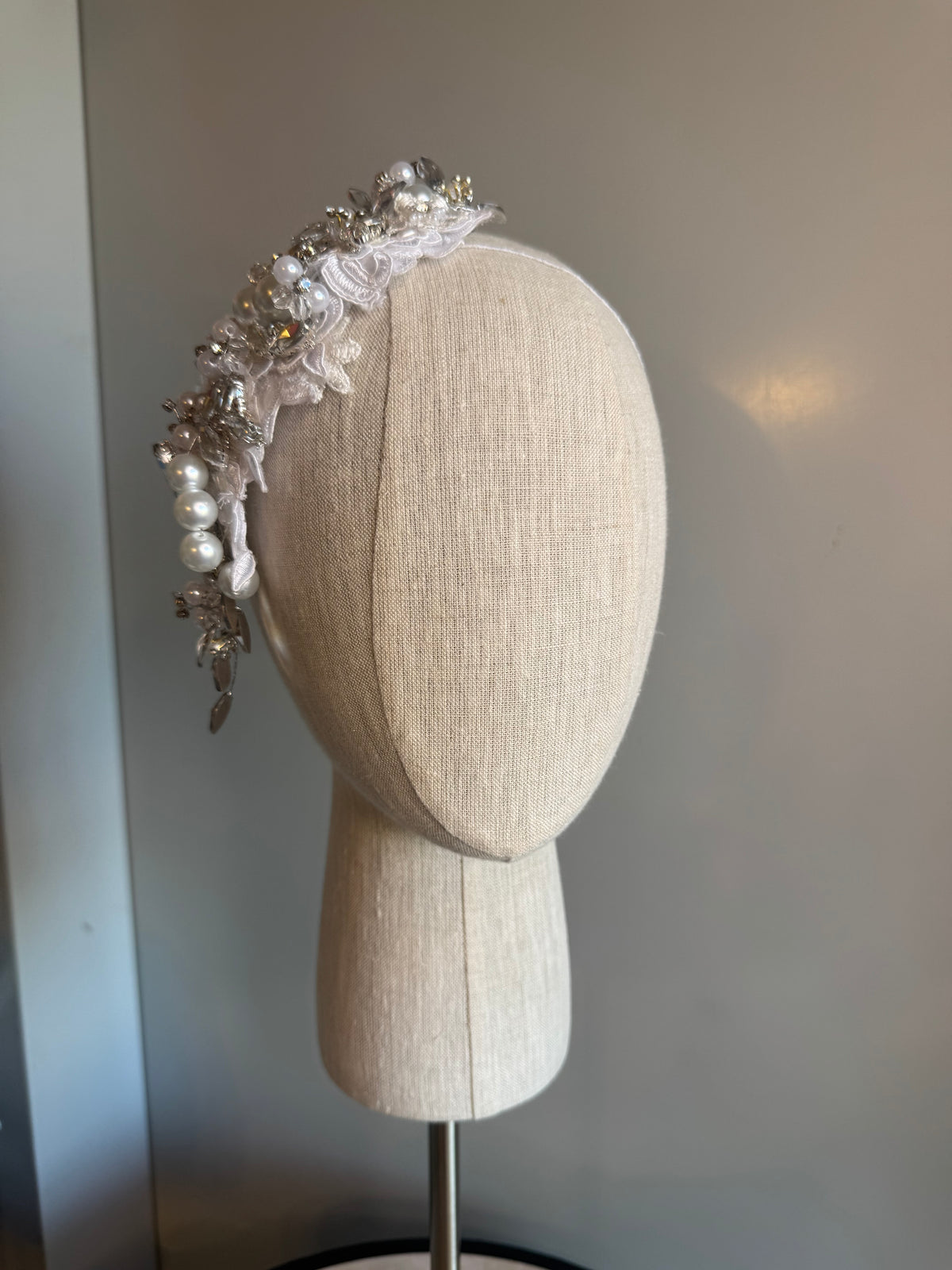 “Mary Jane” White pearl lace headpiece