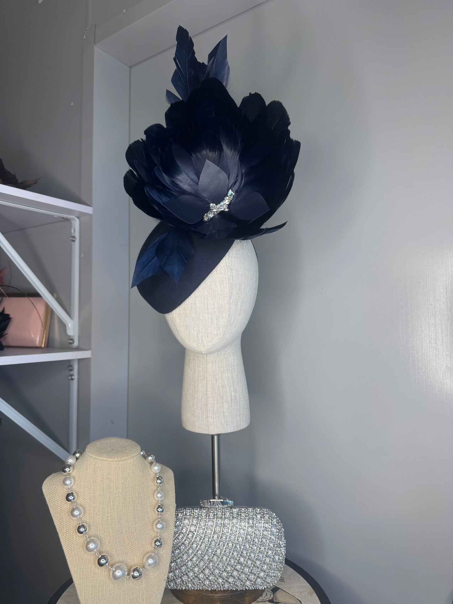 “Courtney” Navy blue feather statement pillbox