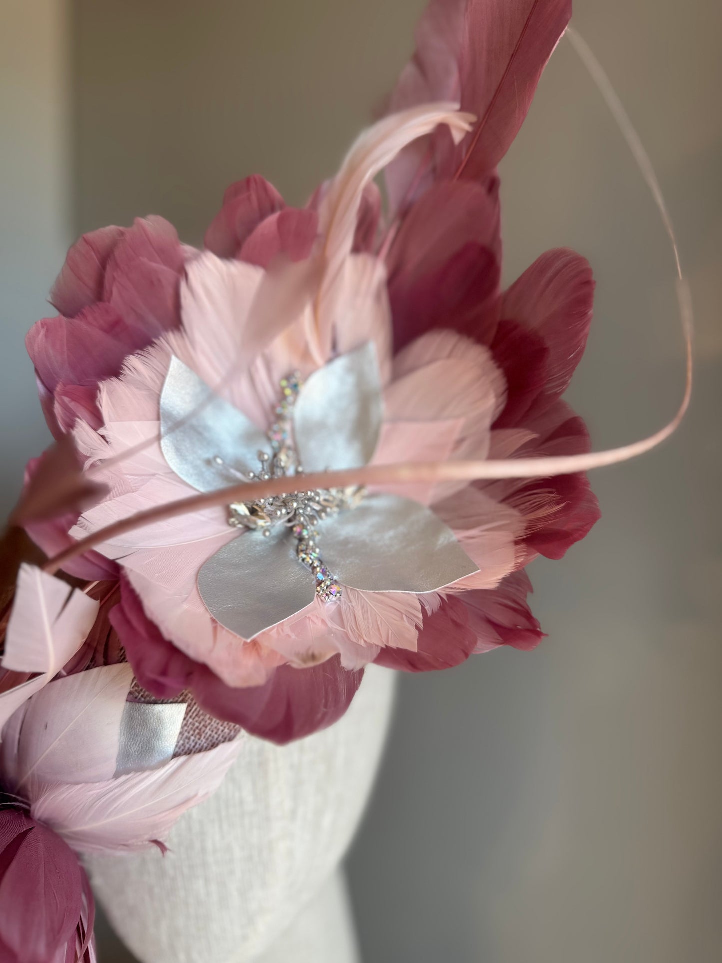 “Fleur” mauve & soft pink feather linen pillbox