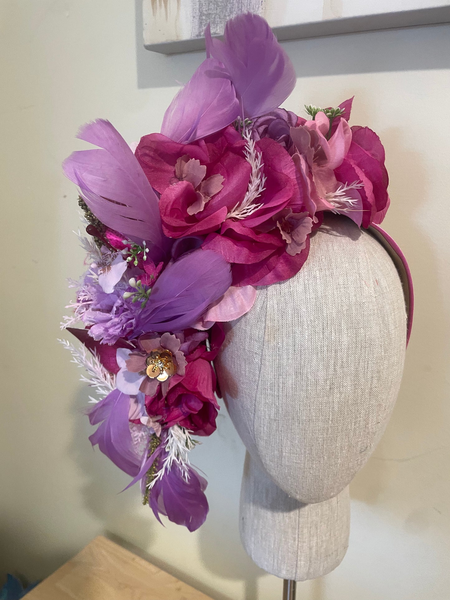 Magenta and lilac statement