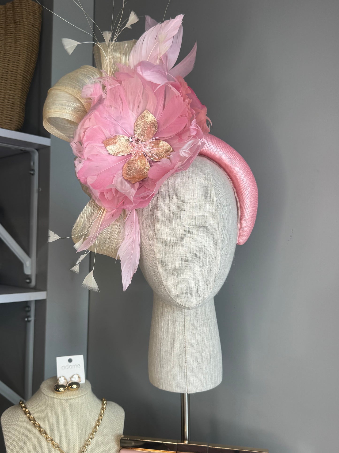 “Merridi” soft pink & cream statement