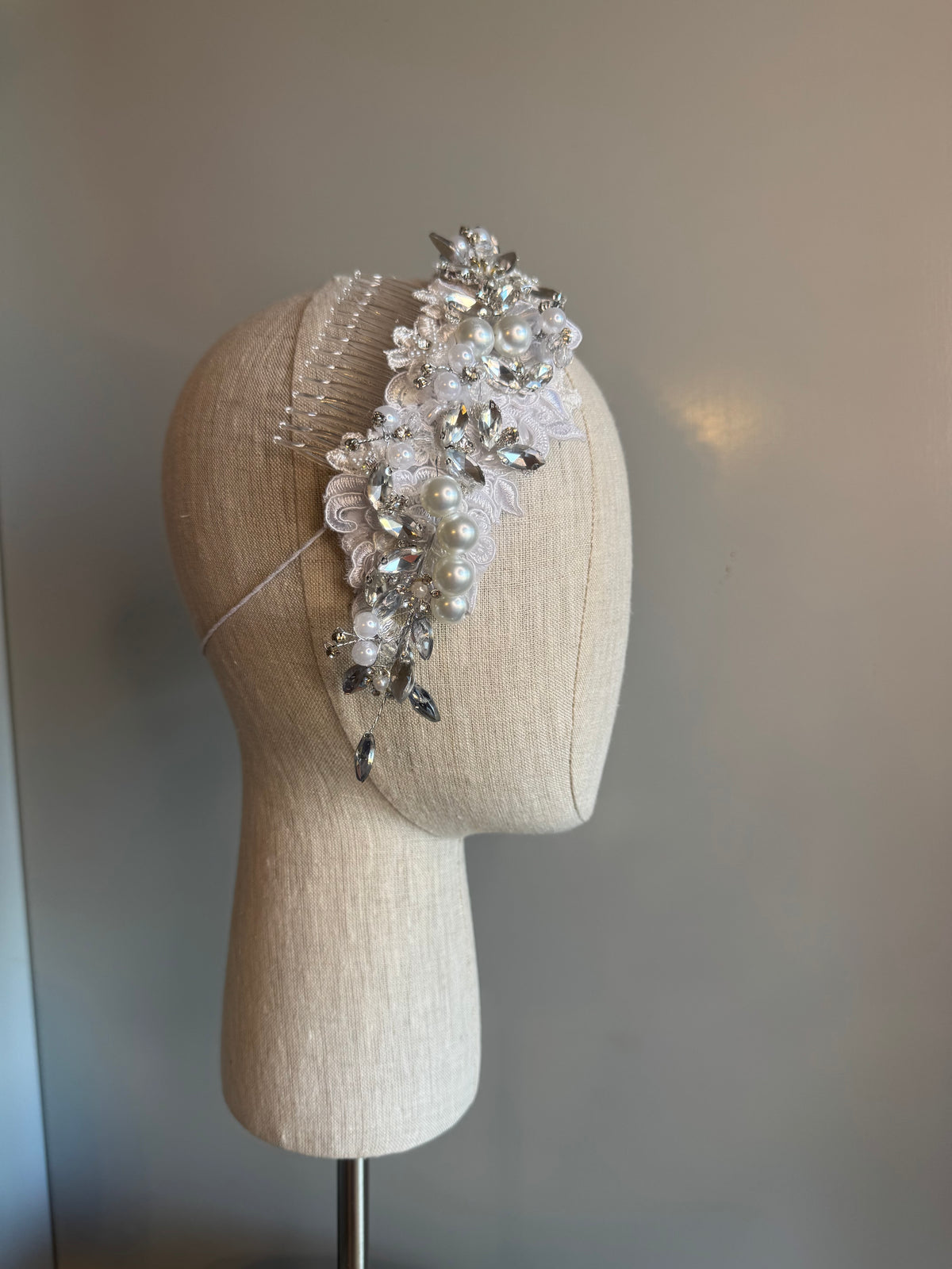 “Mary Jane” white bridal comb