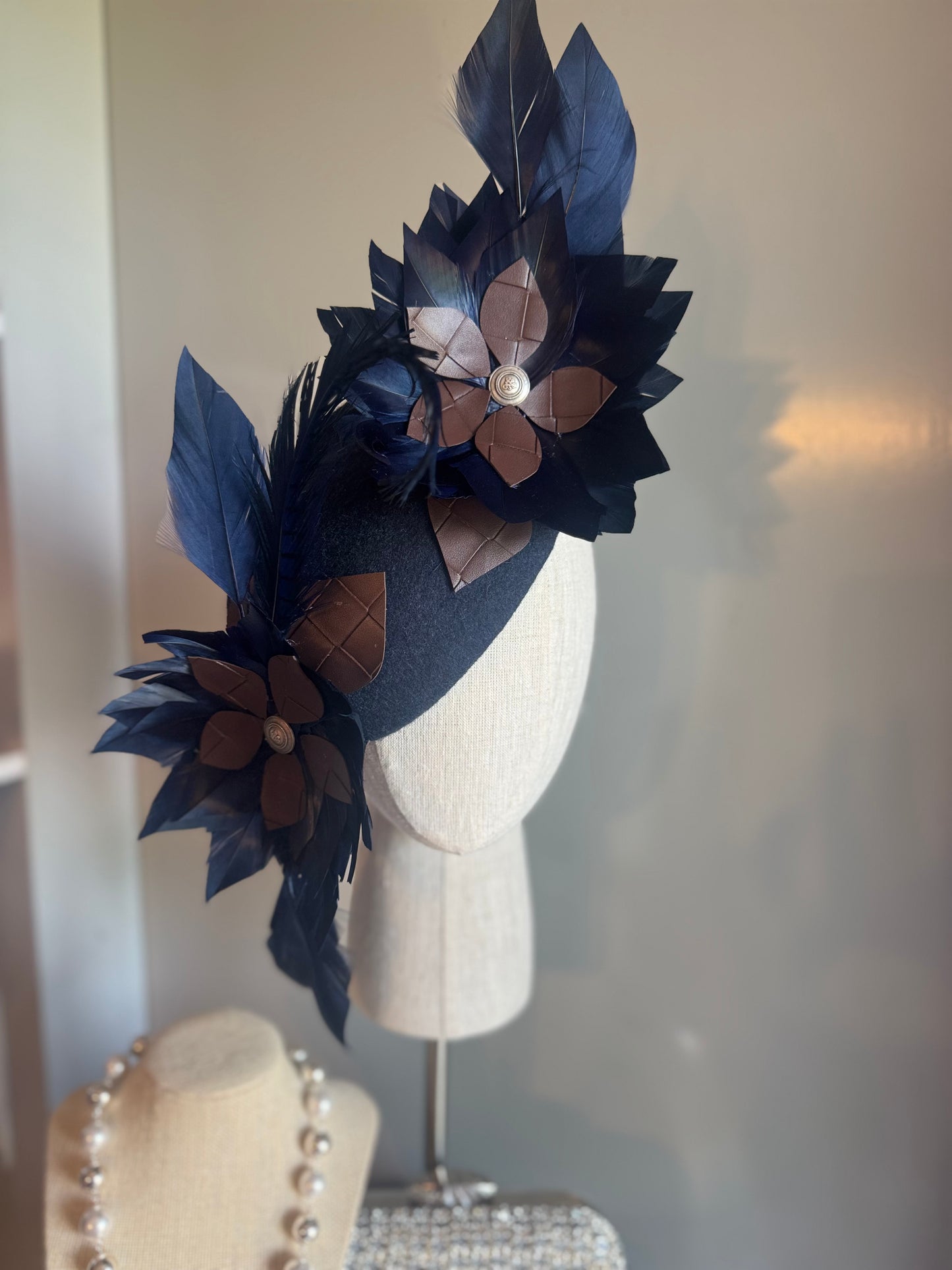 “Taylor” Navy & Chocolate statement pillbox