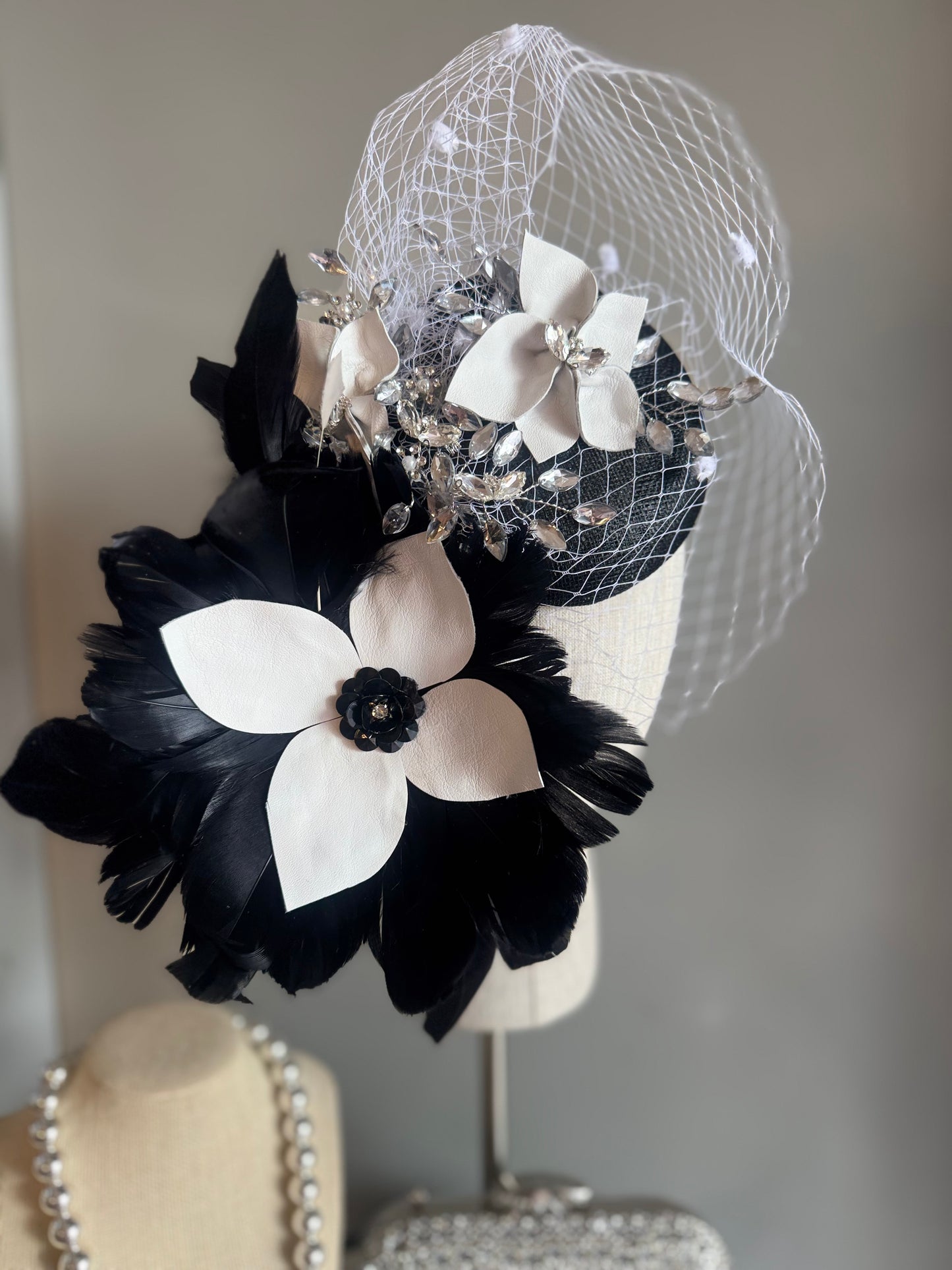 “Filly” black & white statement