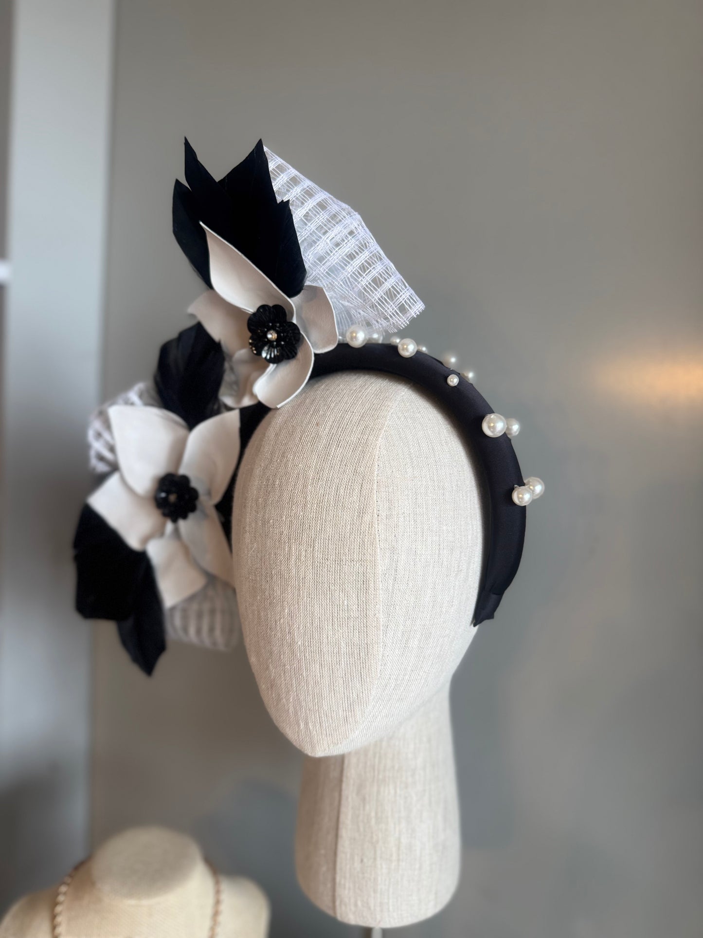 “Candice” Black & white statement