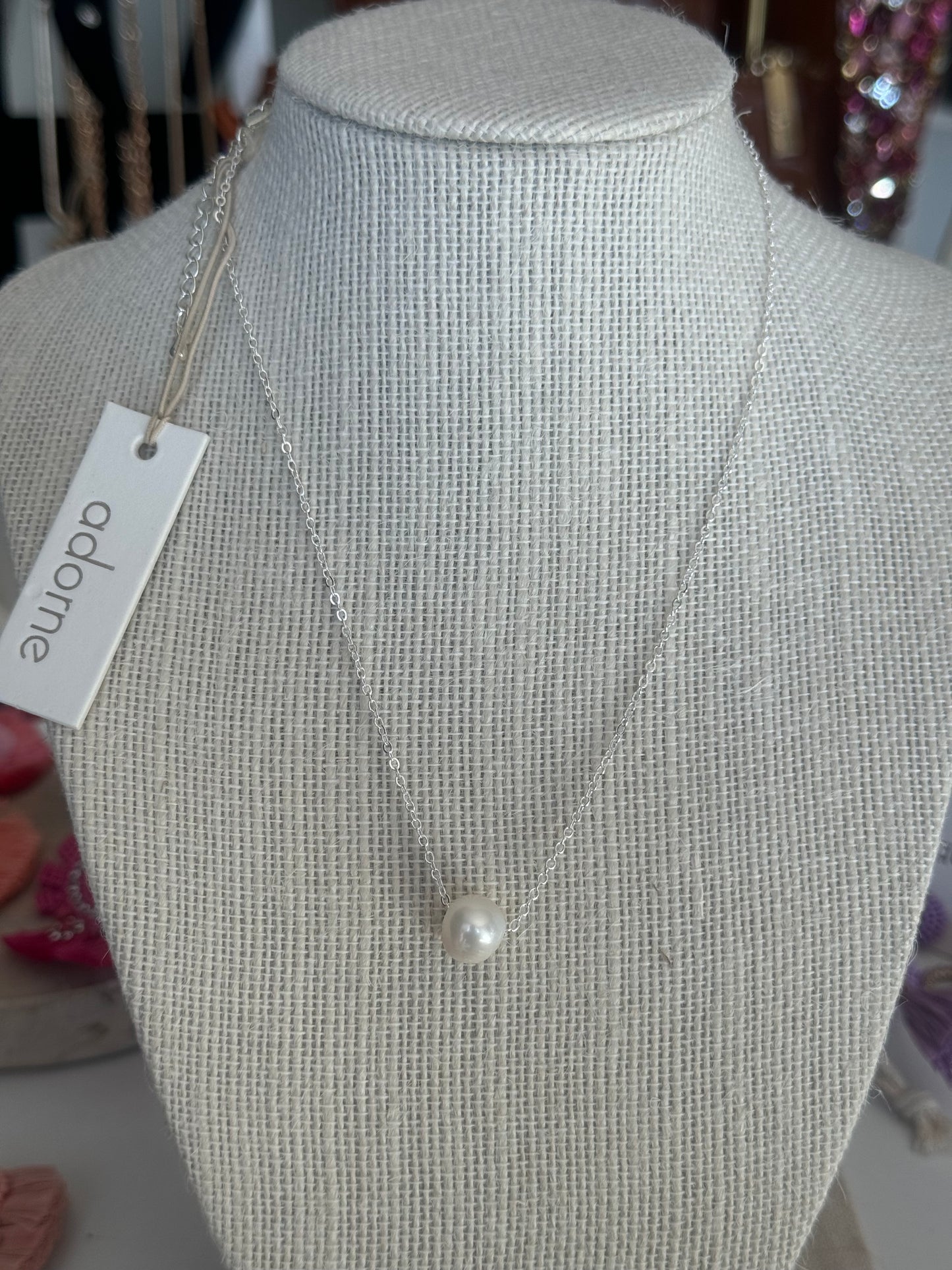 Adorne Pearl centre necklace silver