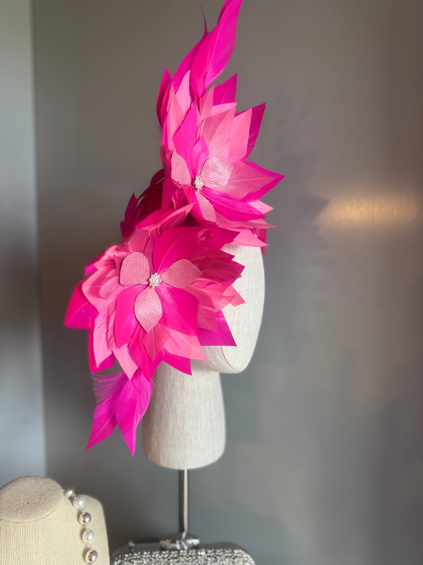 “Jessica” Pink feather statement