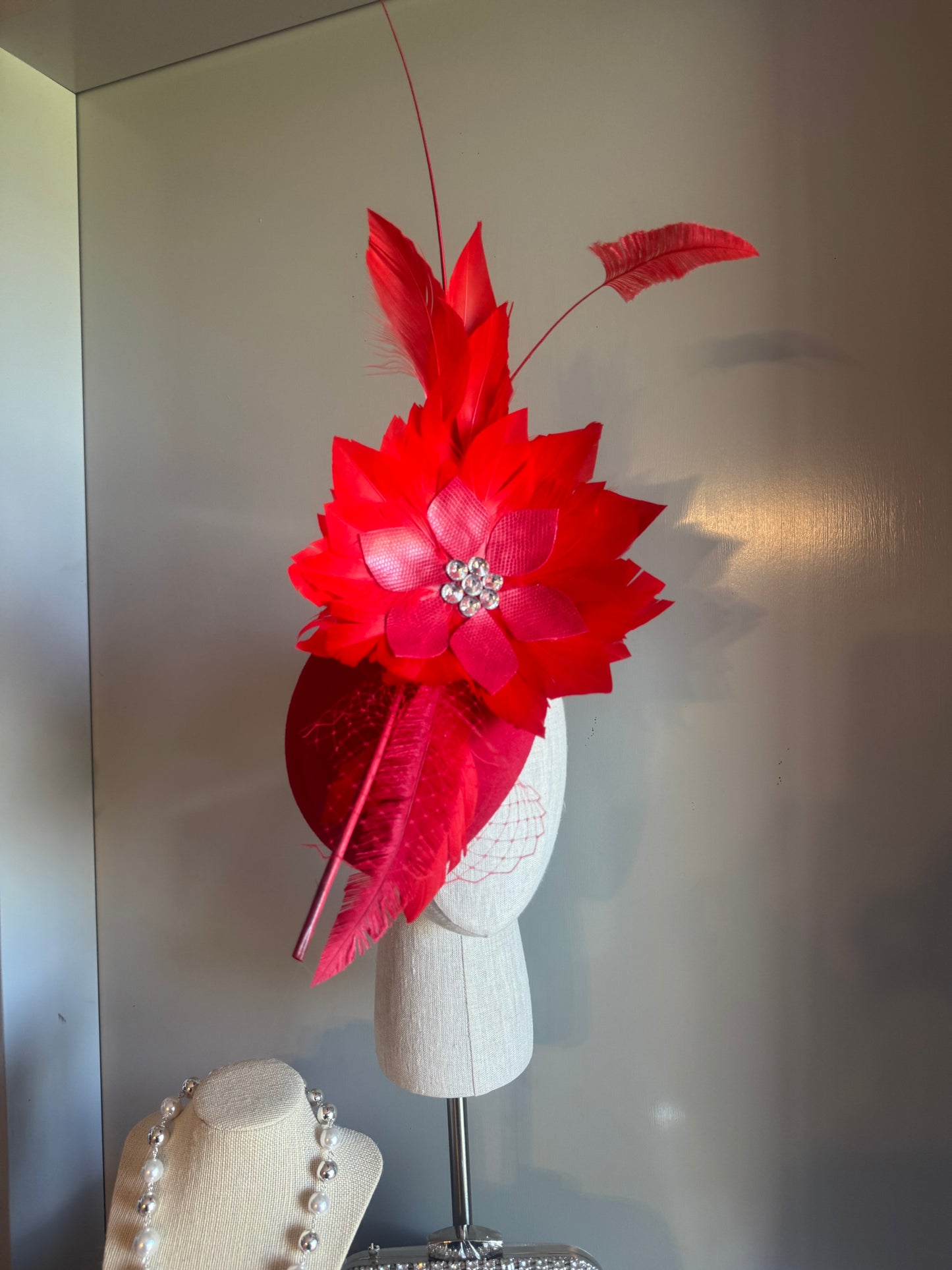 “Neralie” Red feather pillbox