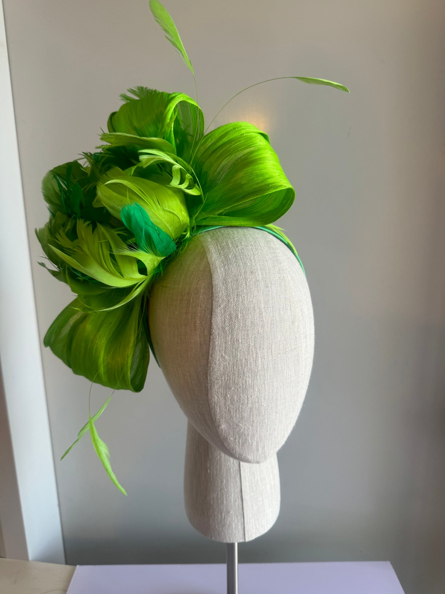 “Emity” green feather floral