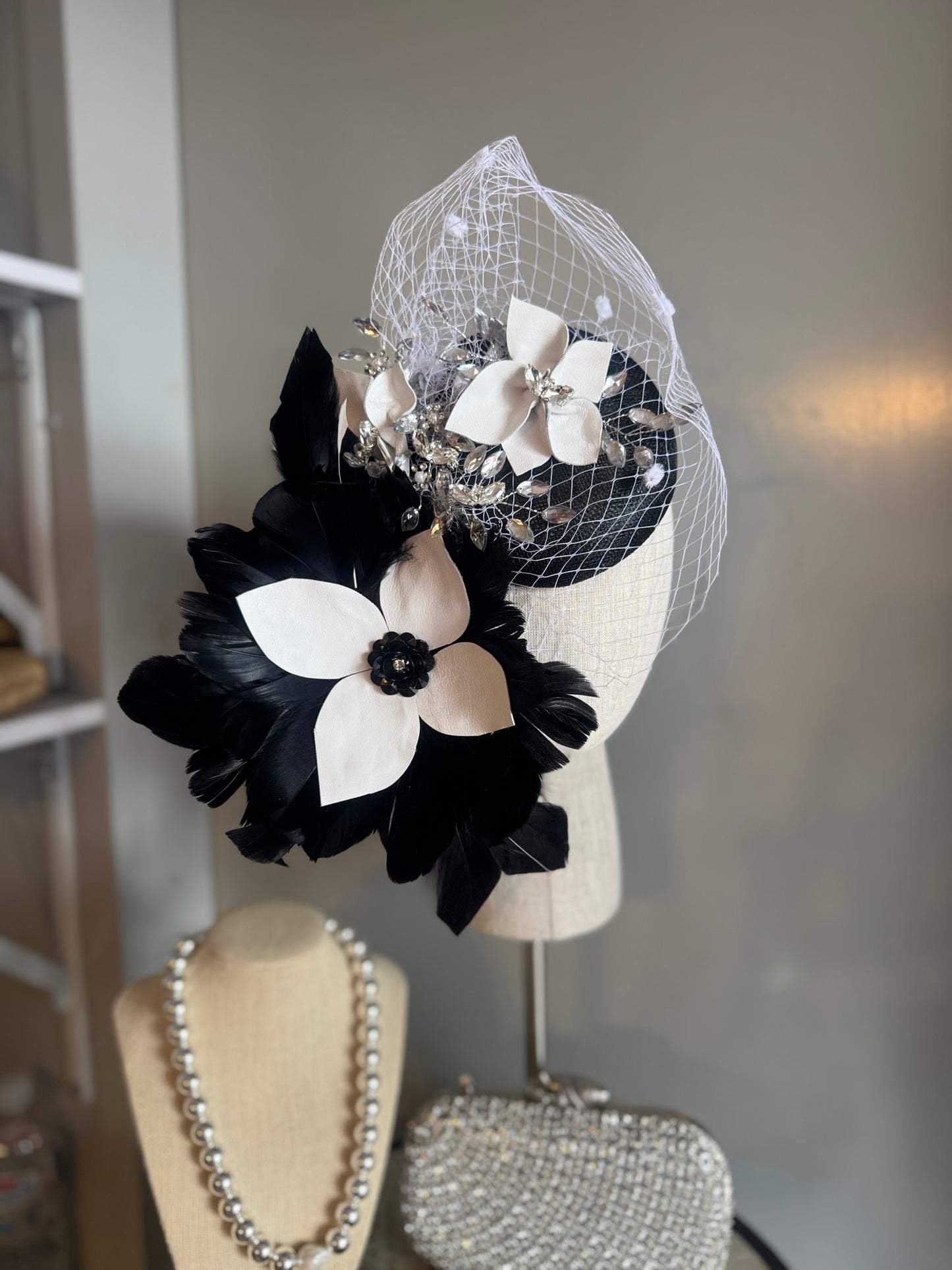 “Filly” black & white statement