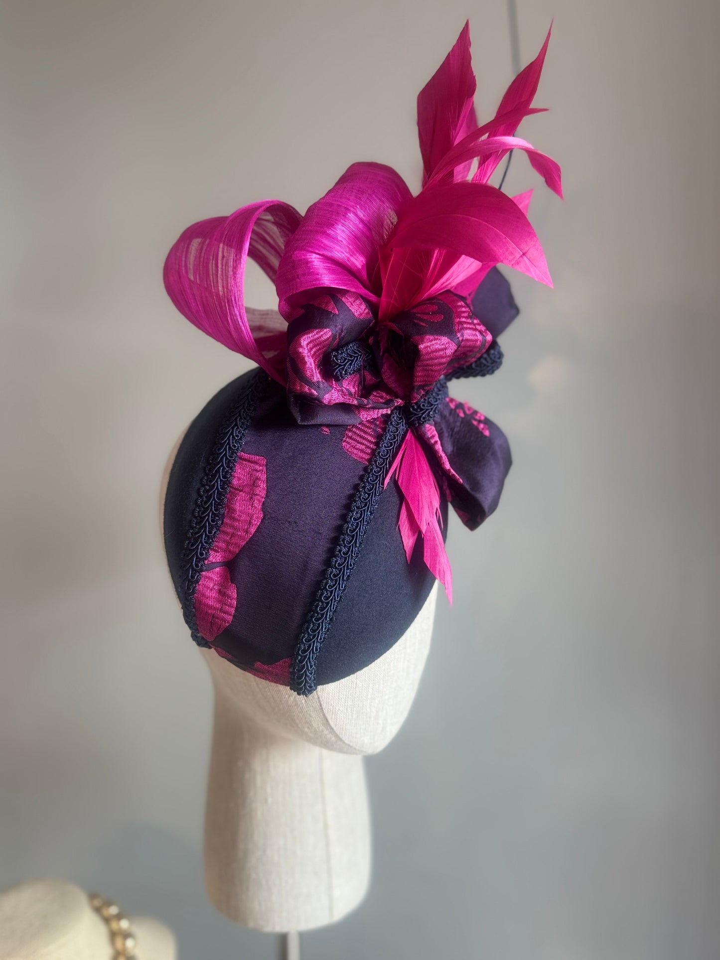 “Phillipa” Navy & Magenta felt/wool pillbox