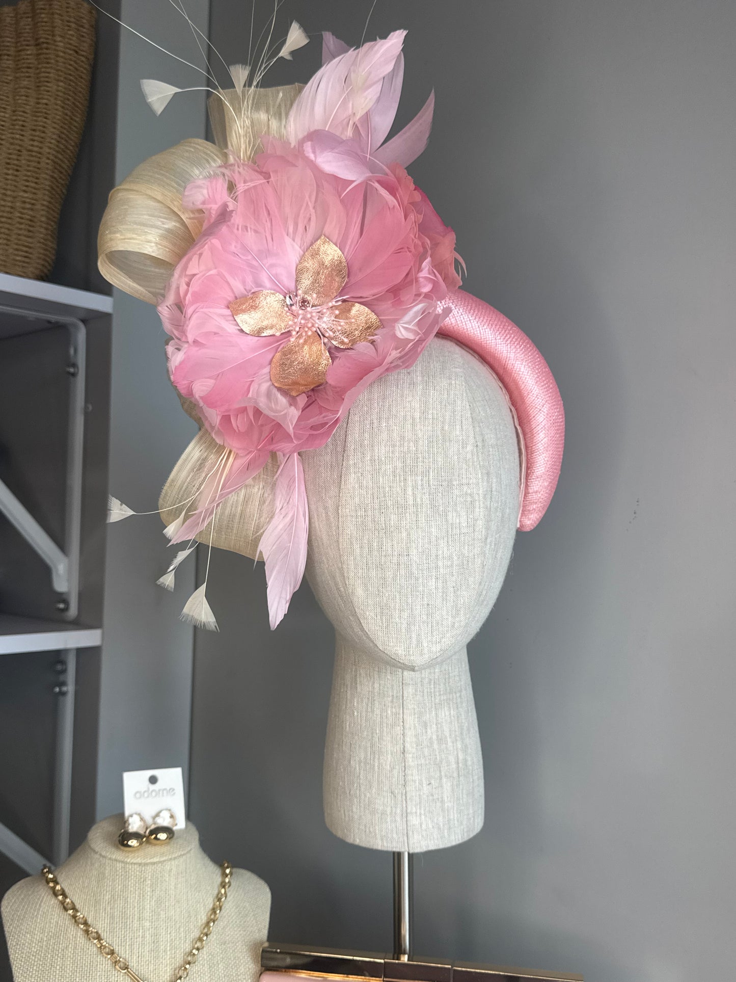 “Merridi” soft pink & cream statement